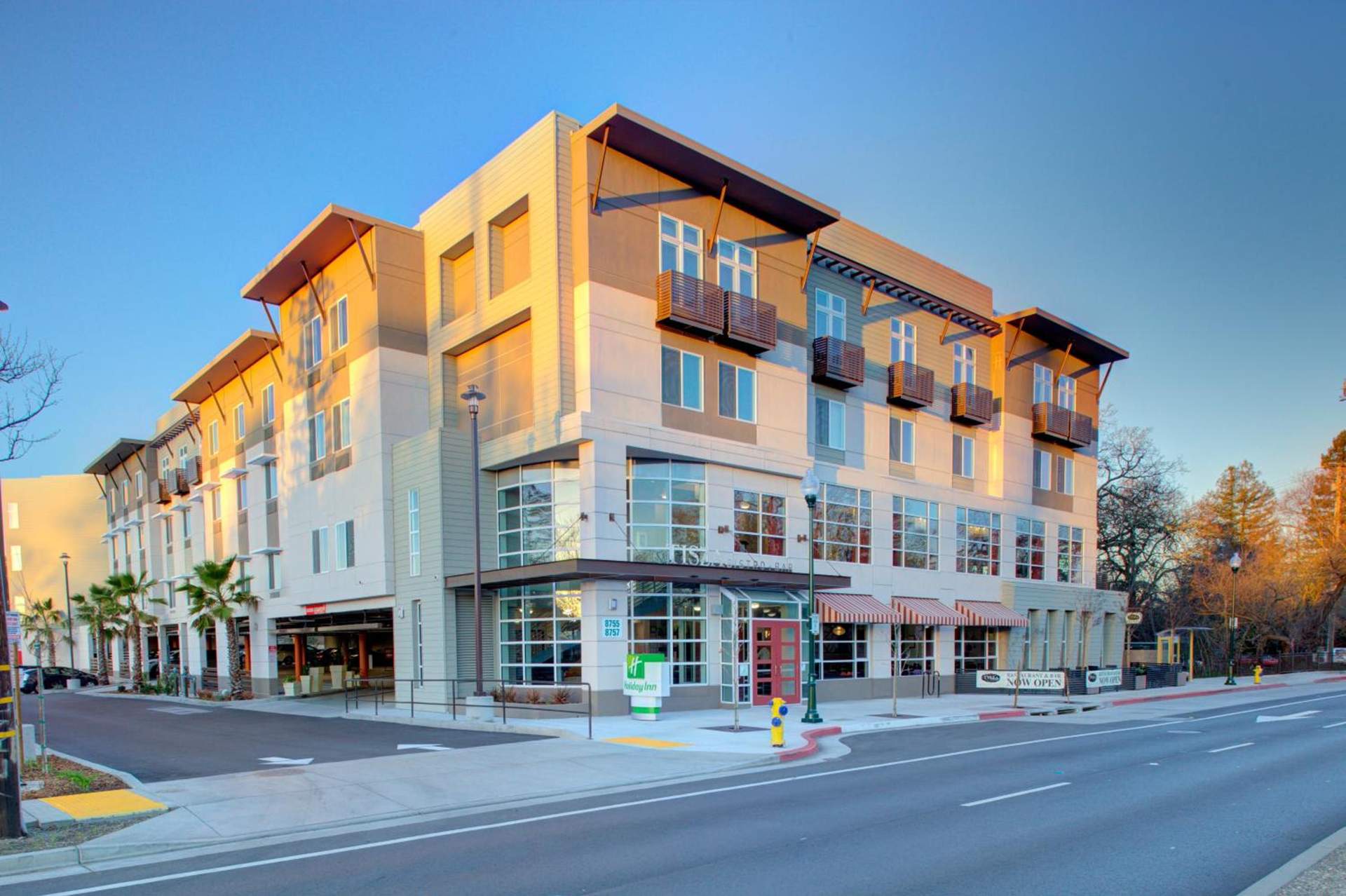 Holiday Inn Windsor - Wine Country by IHG
