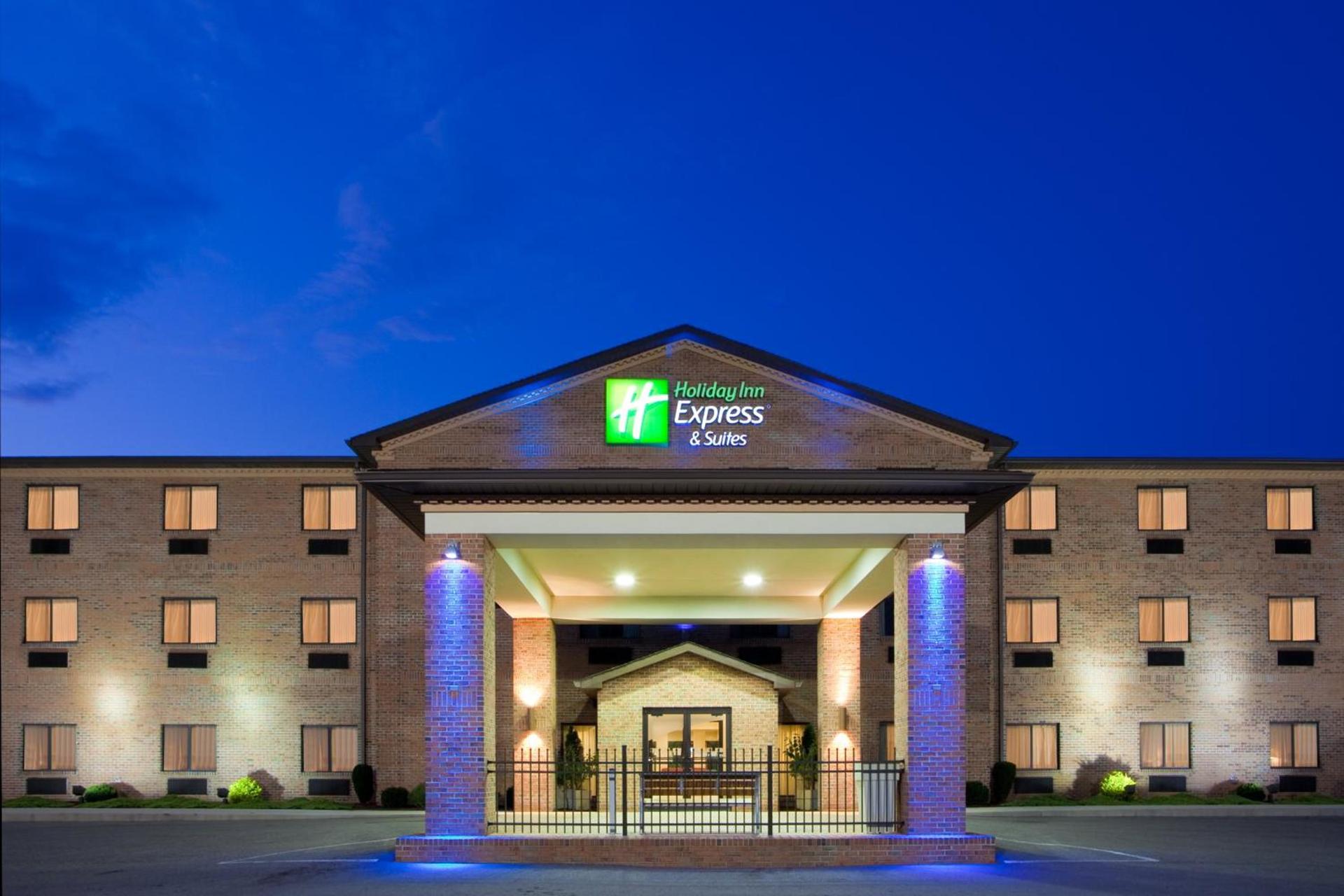 Holiday Inn Express Hotel & Suites Elkins by IHG — hotel in Elkins