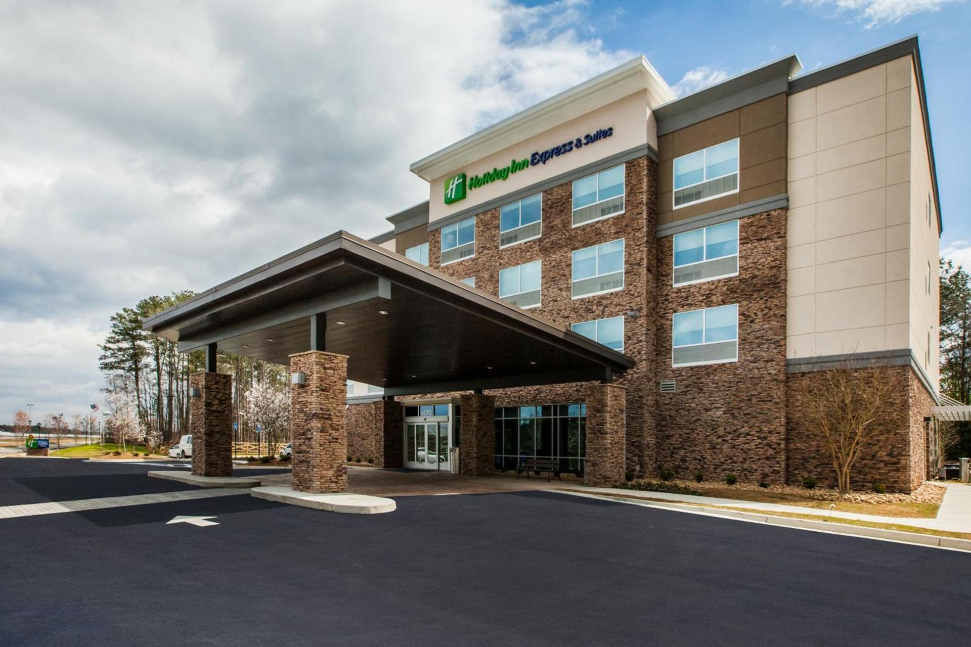 Holiday Inn Express & Suites Atlanta N - Woodstock by IHG — hotel in Woodstock