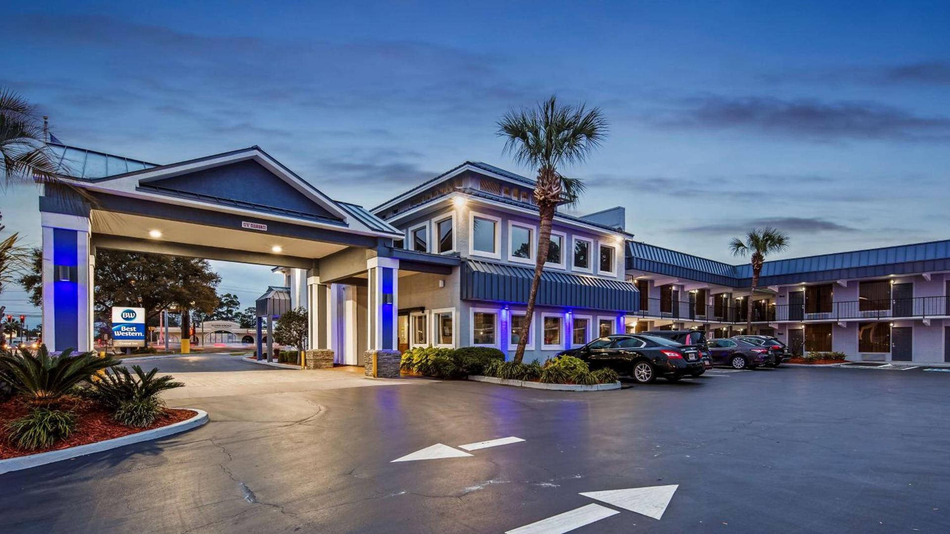 Best Western Central Inn — hotel in Savannah