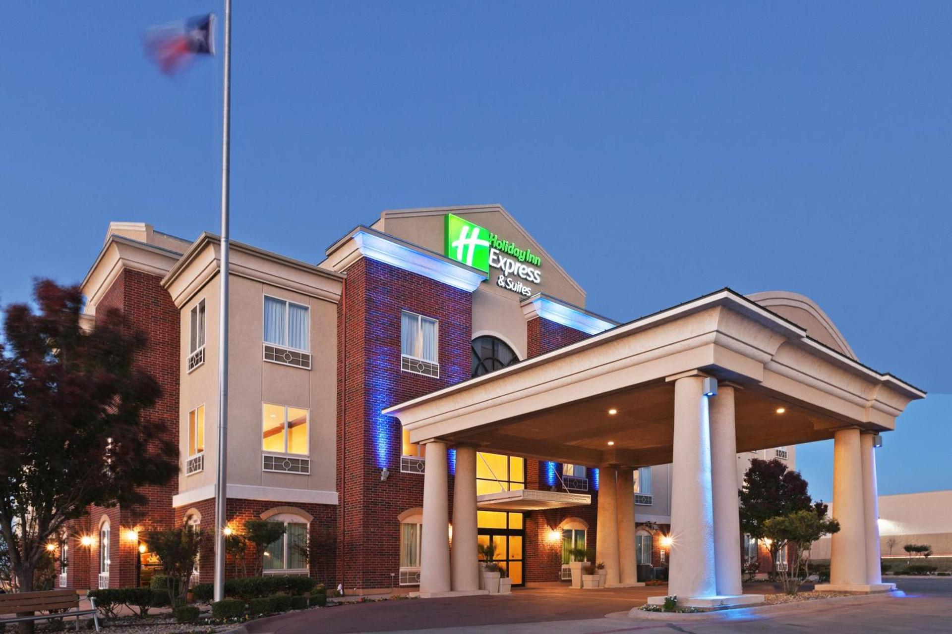 Holiday Inn Express Hotel and Suites Abilene, an IHG Hotel — hotel in Abilene