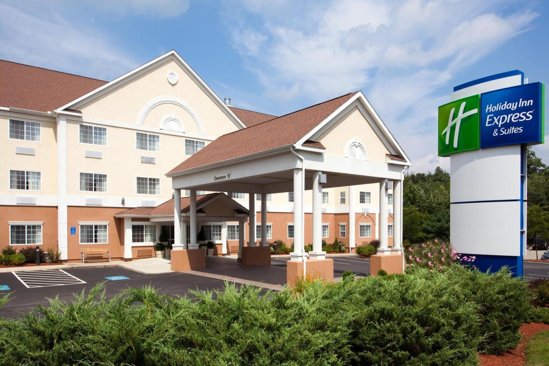 Holiday Inn Express Hotel & Suites Boston - Marlboro by IHG — hotel in Hudson