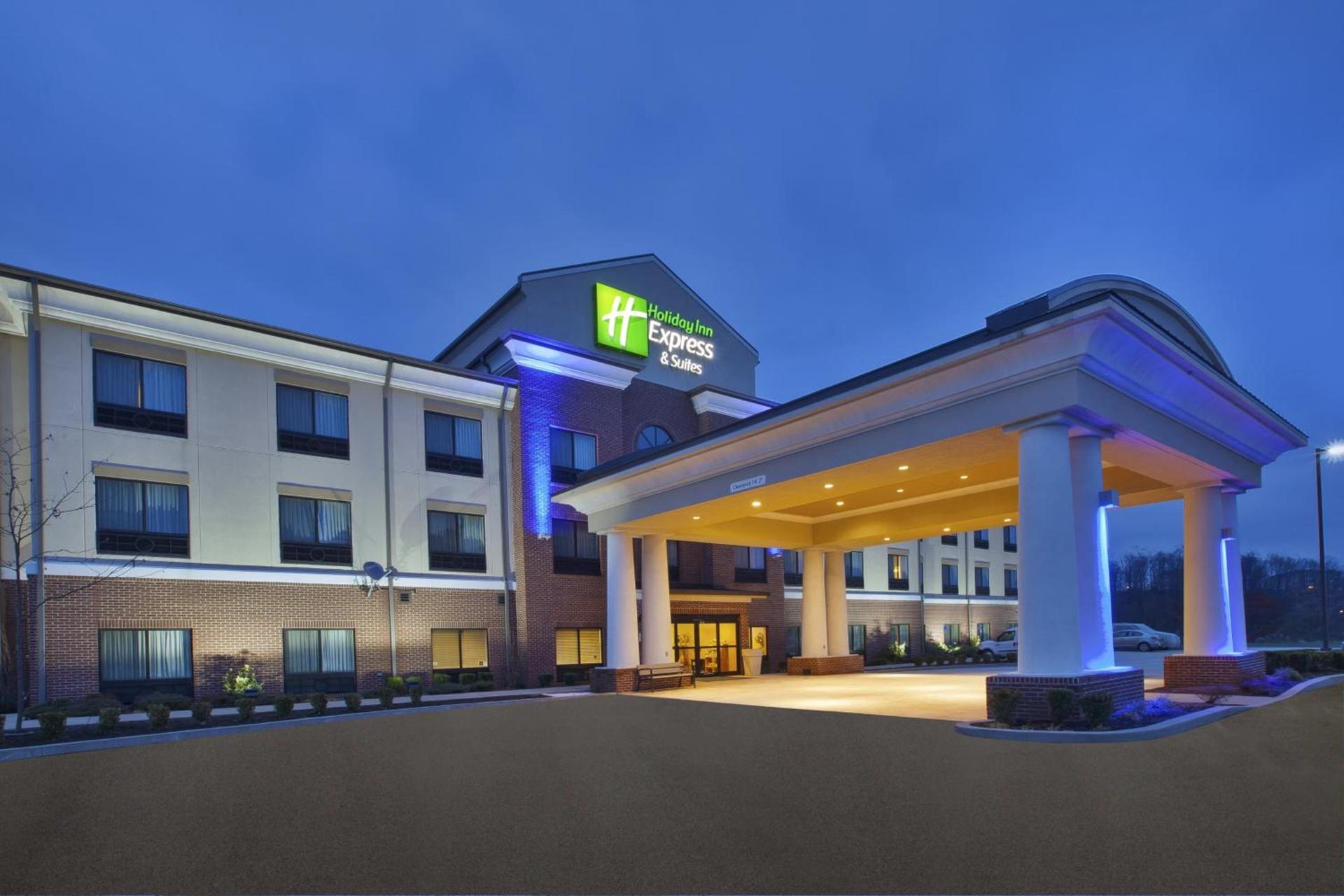 Holiday Inn Express and Suites Wheeling by IHG — hotel in Triadelphia