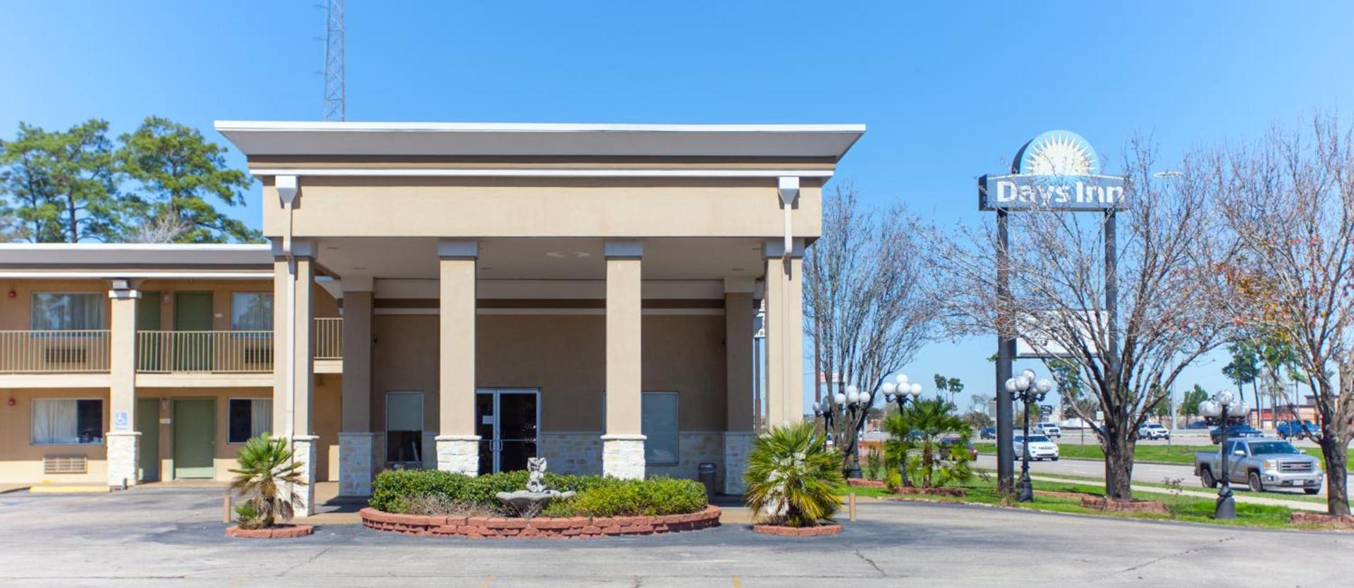 Days Inn by Wyndham Shenandoah — hotel in The Woodlands