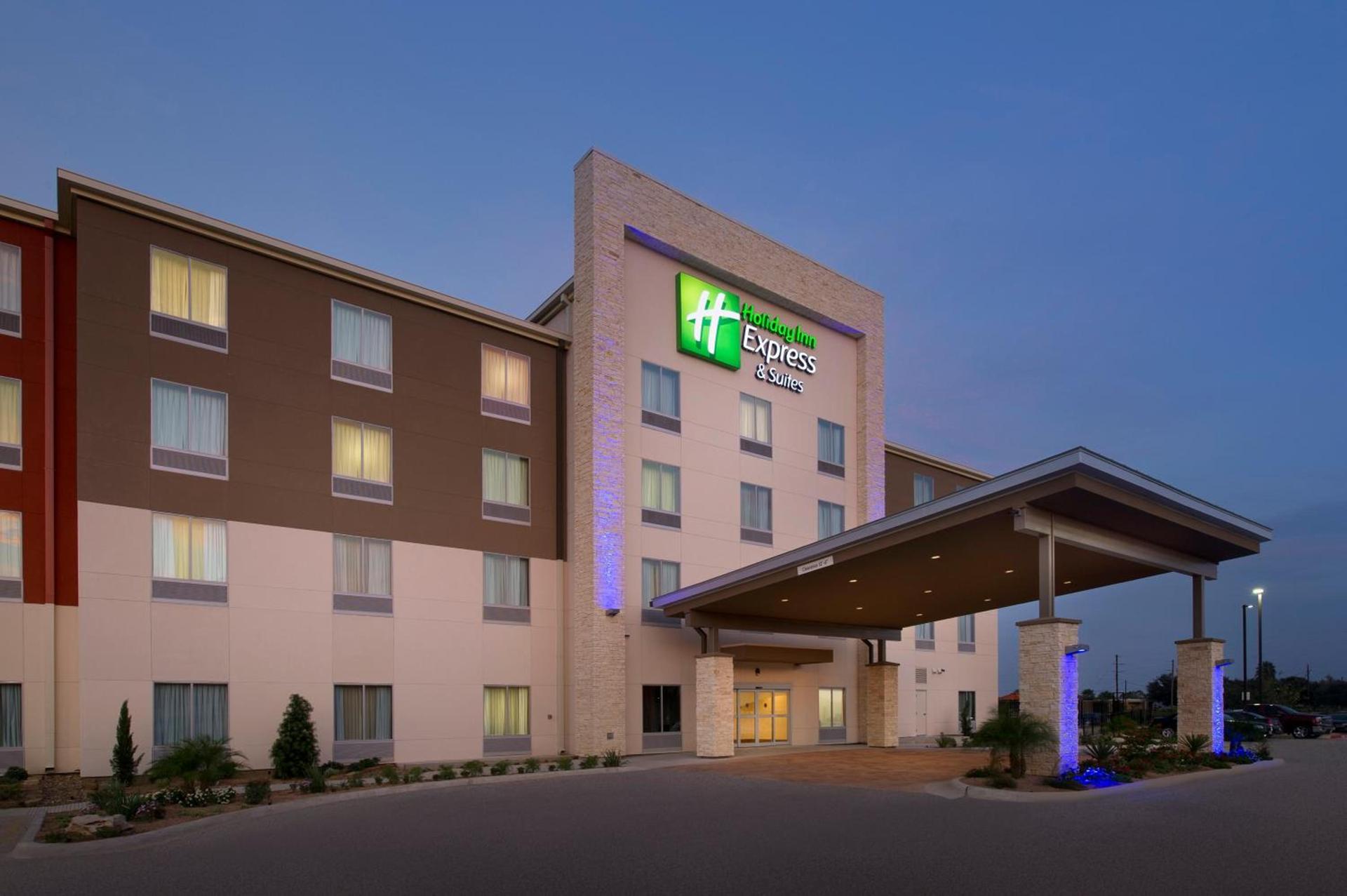 Holiday Inn Express & Suites Bay City by IHG — hotel in Bay City