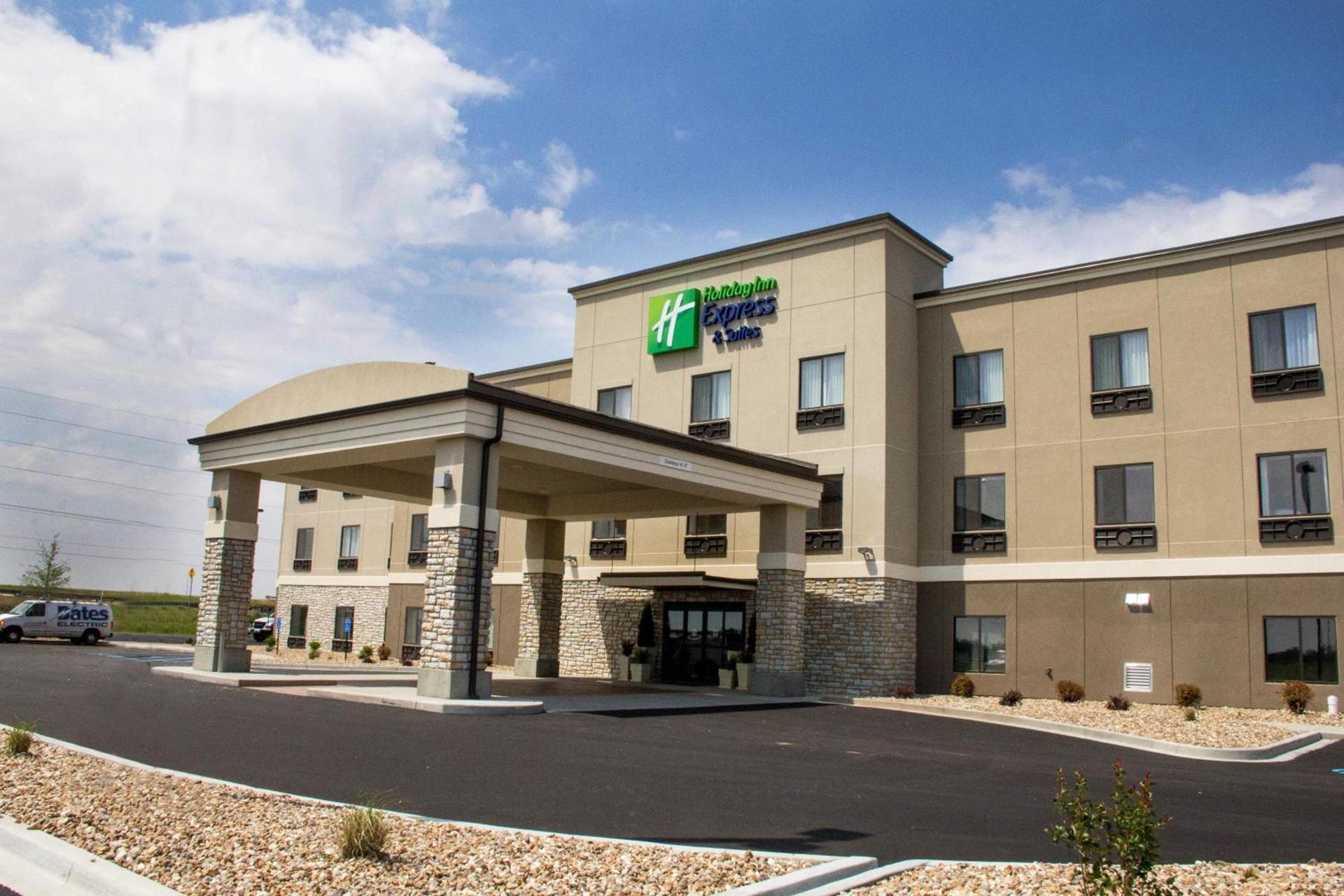Holiday Inn Express and Suites Sikeston by IHG — hotel in Sikeston