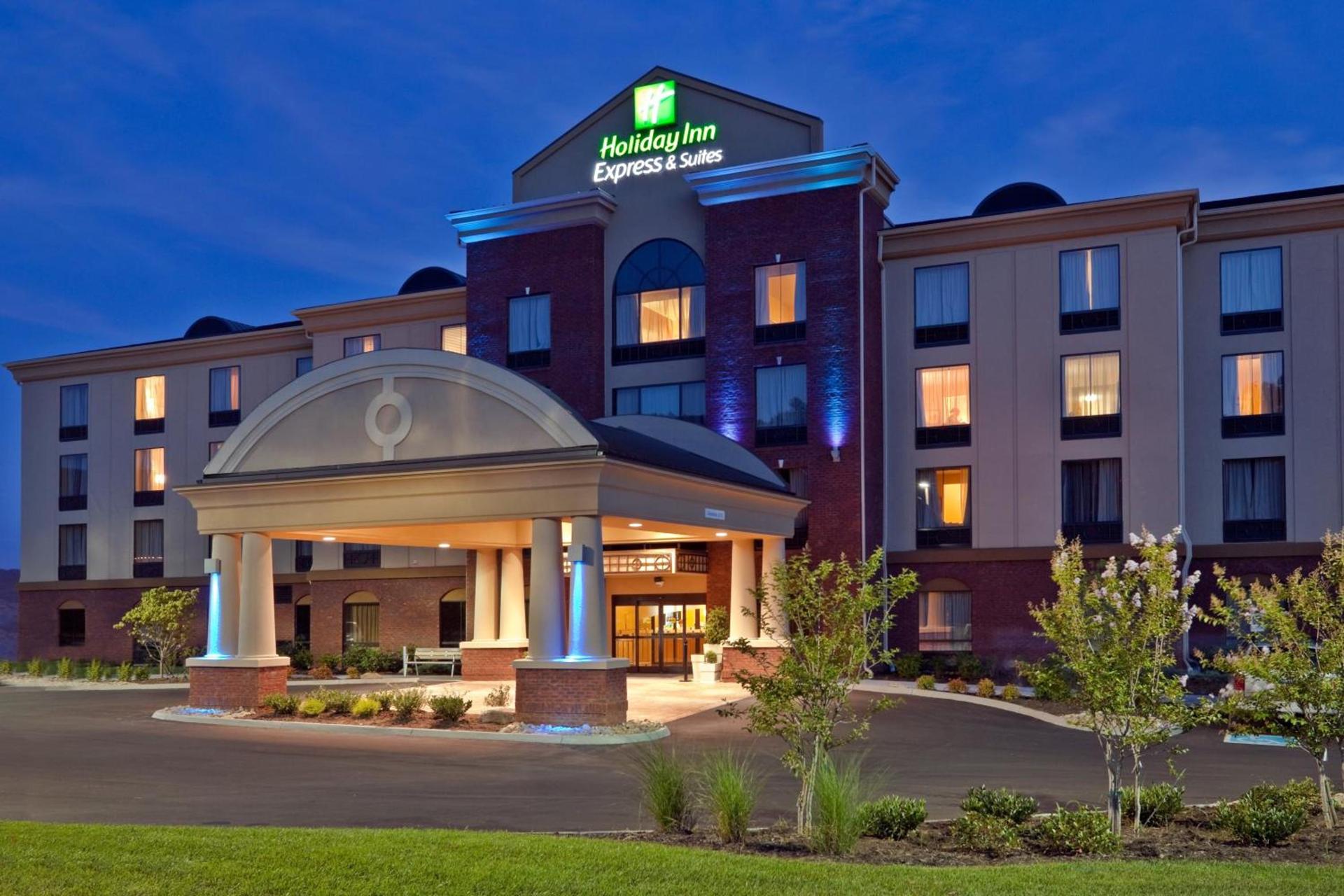 Holiday Inn Express Hotel & Suites Kodak East-Sevierville by IHG — hotel in Kodak