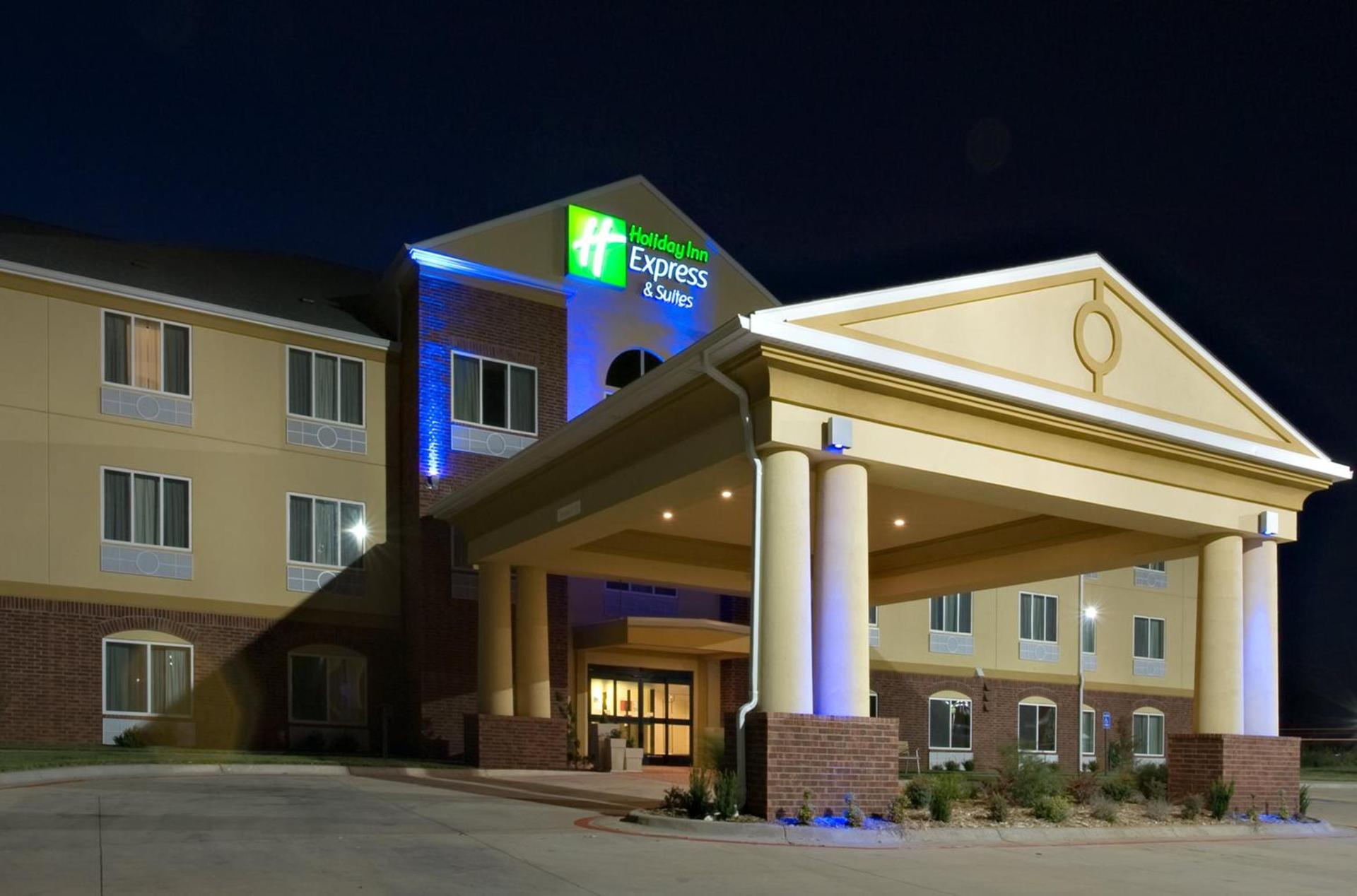 Holiday Inn Express & Suites Childress by IHG — hotel in Childress