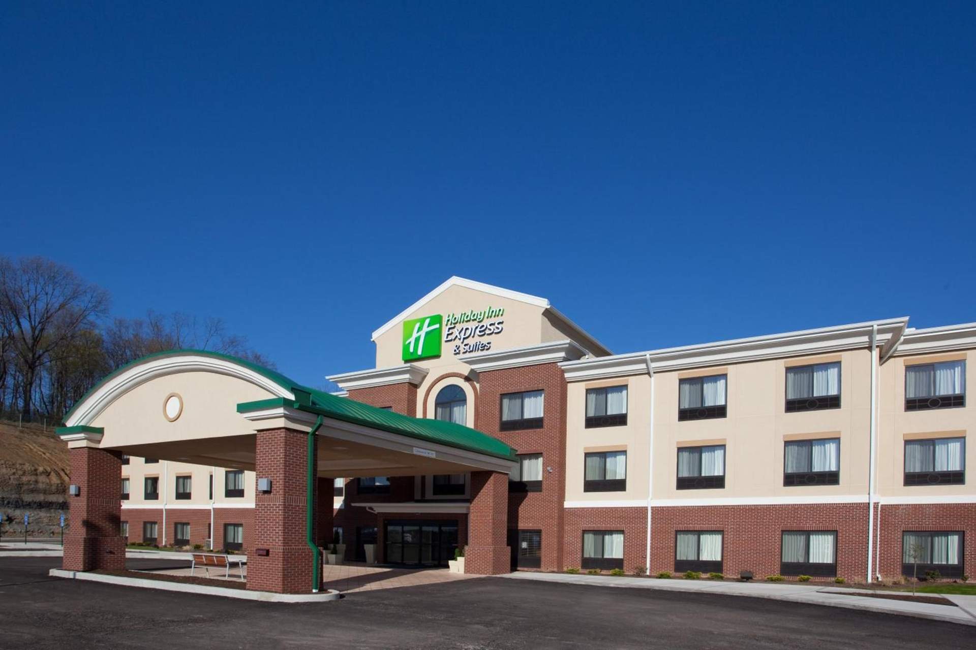 Holiday Inn Express & Suites Zanesville North by IHG