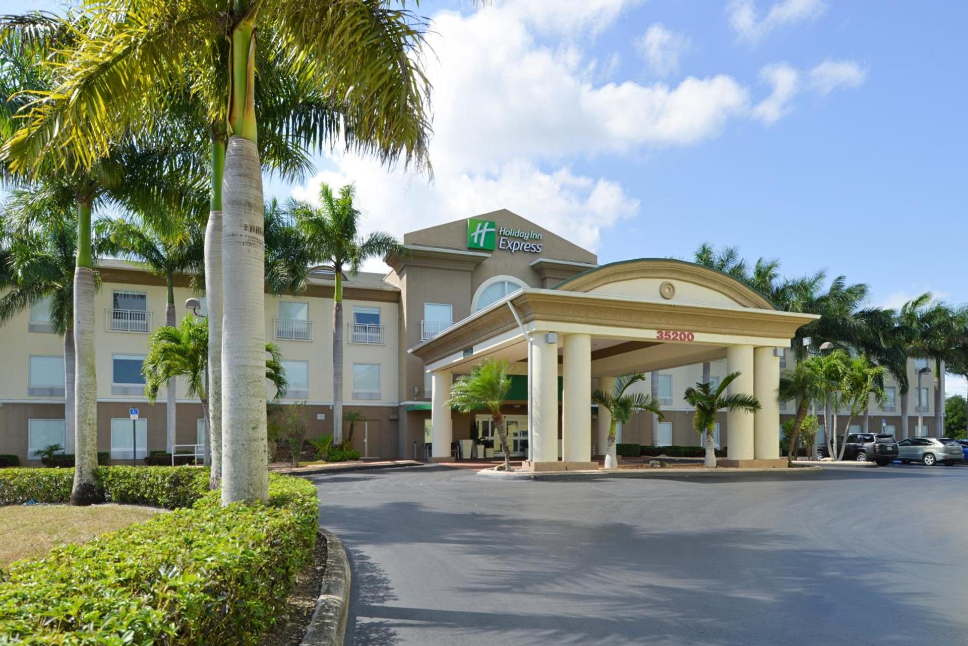 Holiday Inn Express & Suites Florida City-Gateway To Keys by IHG — hotel in Florida City
