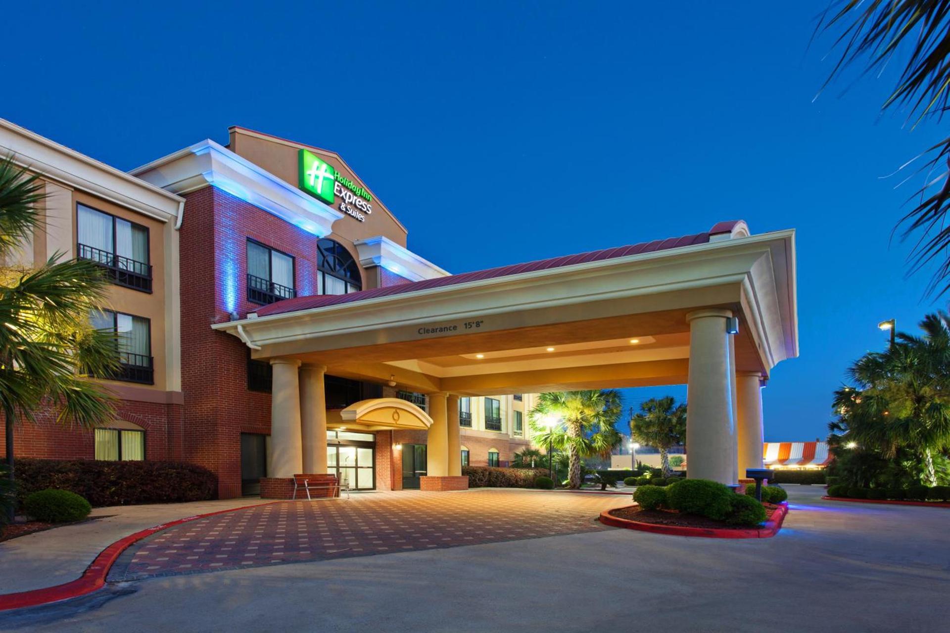 Holiday Inn Express & Suites Wharton by IHG — hotel in Wharton