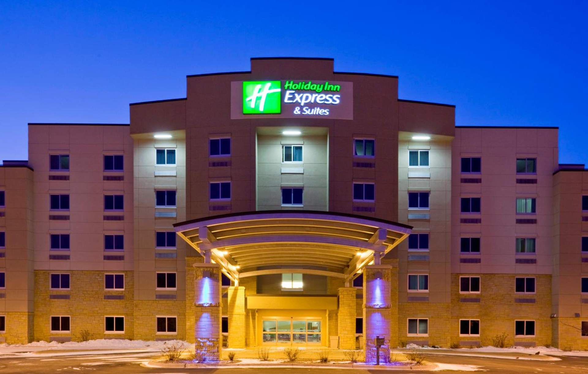 Holiday Inn Express Hotel & Suites Mankato East by IHG