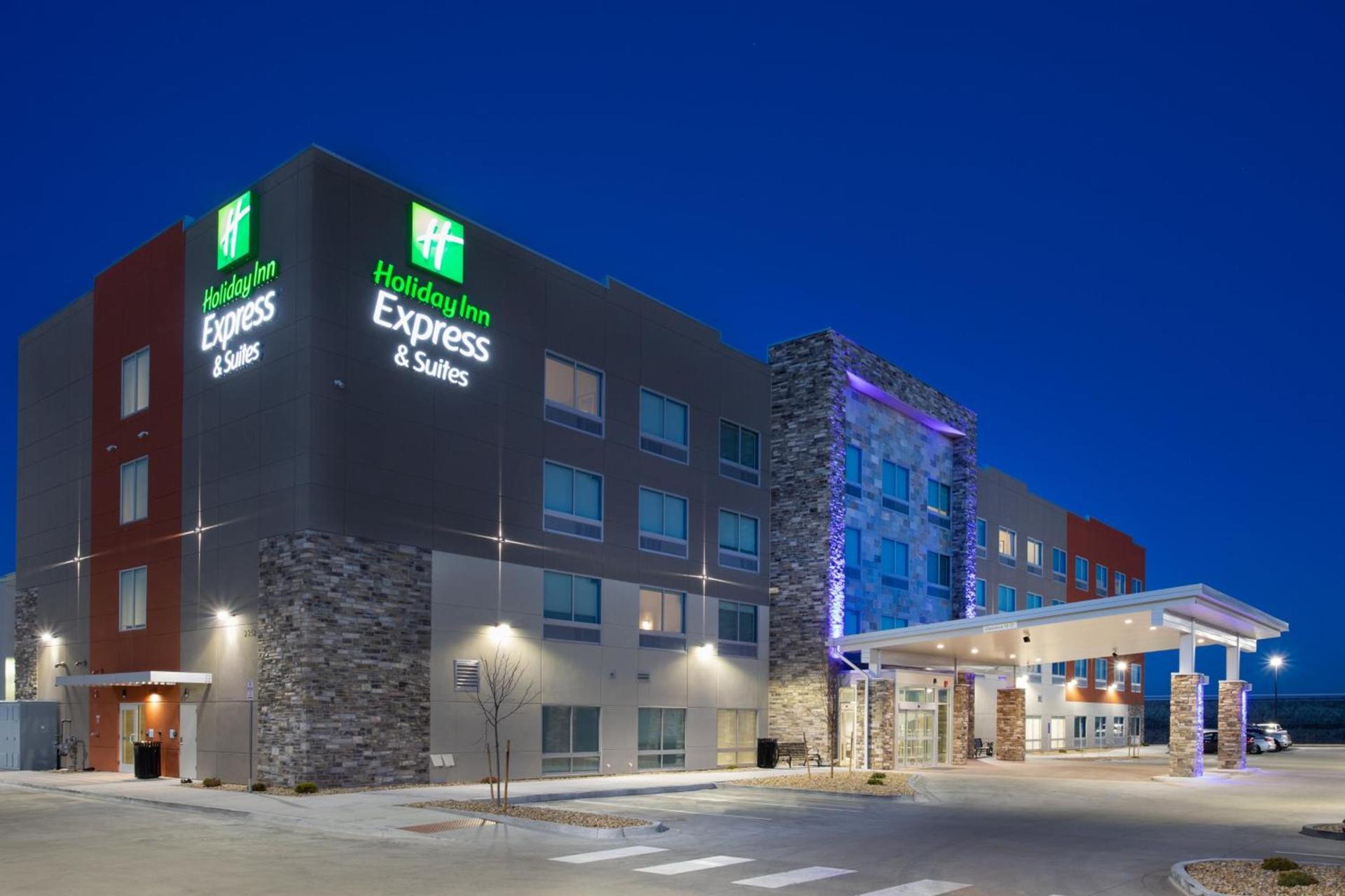 Holiday Inn Express & Suites - Denver NE - Brighton by IHG — hotel in Brighton