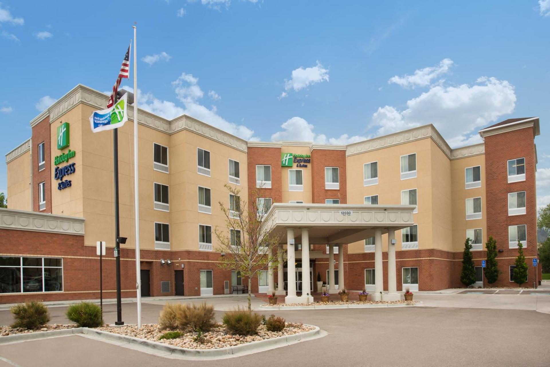 Holiday Inn Express & Suites Denver North - Thornton by IHG — hotel in Thornton