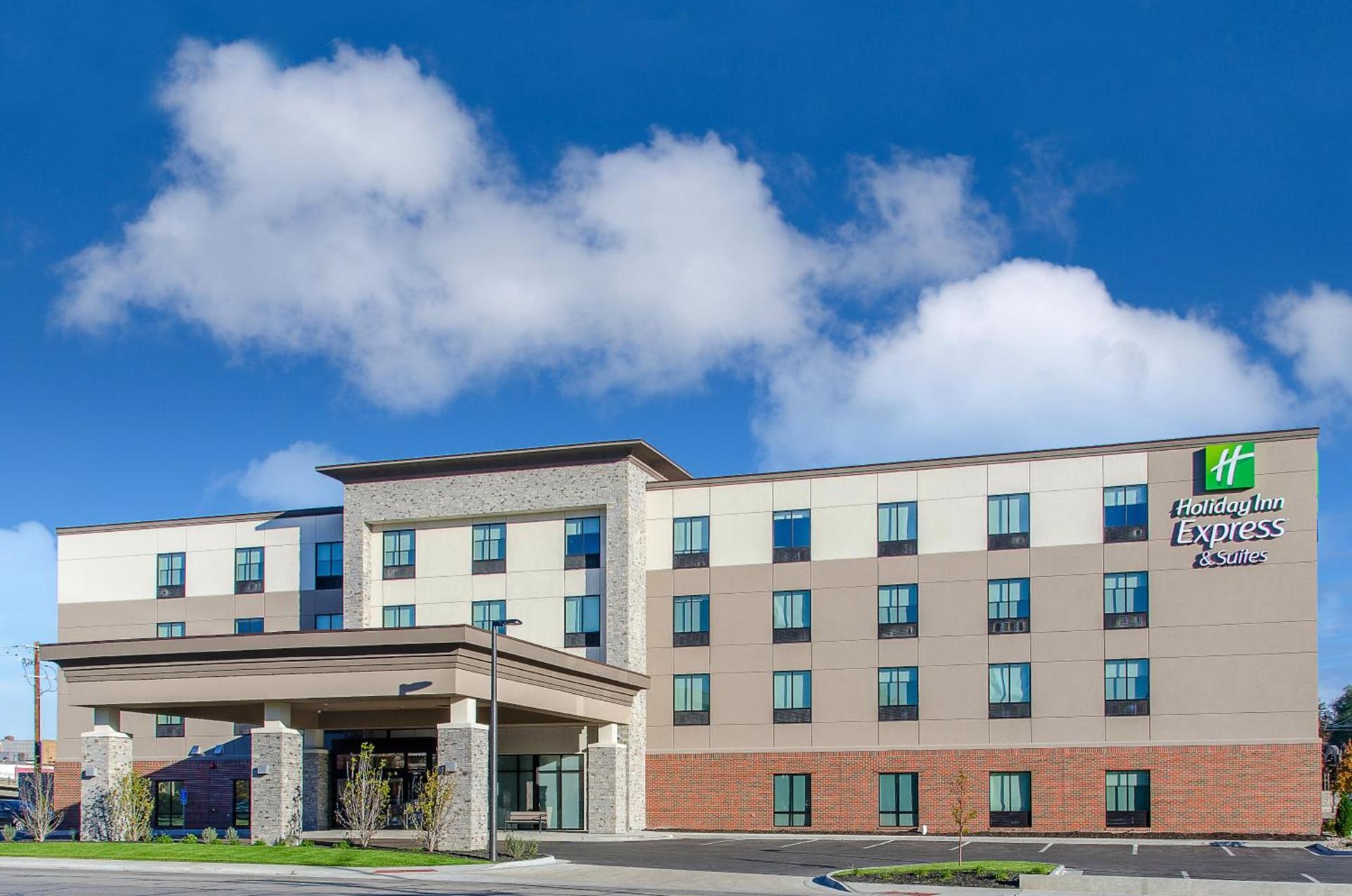 Holiday Inn Express & Suites - Atchison by IHG — hotel in Atchison