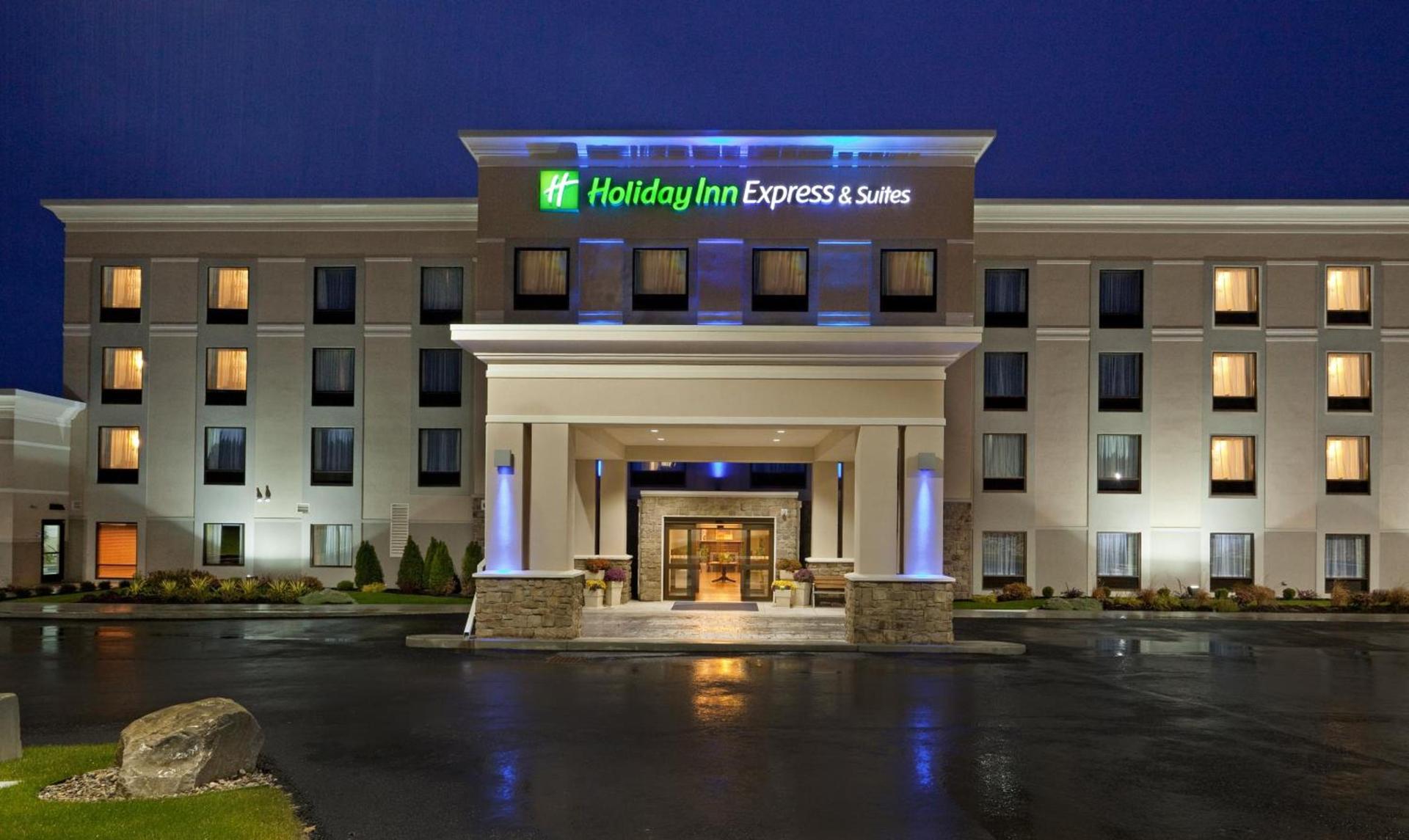 Holiday Inn Express & Suites Malone by IHG — hotel in Malone