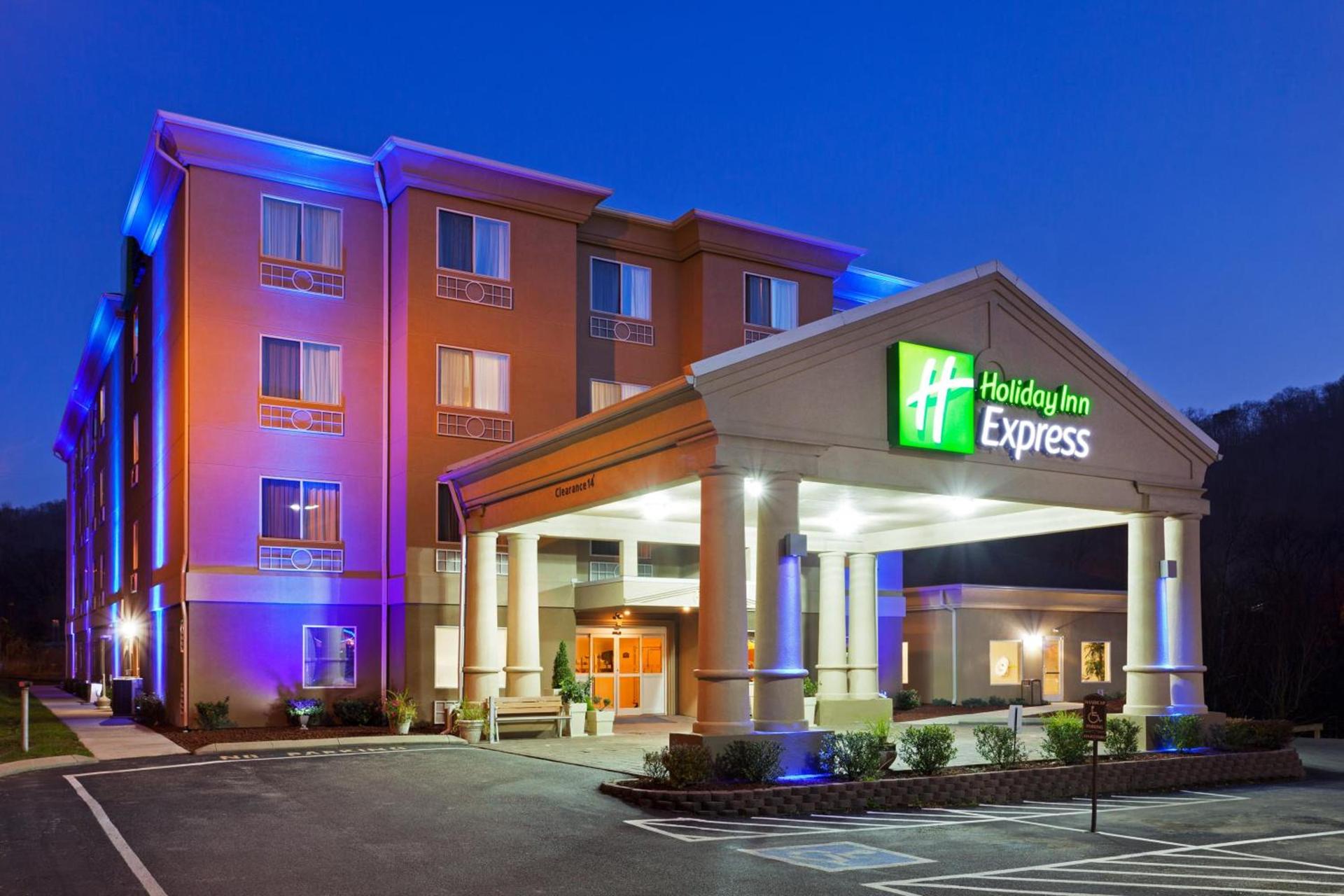Holiday Inn Express and Suites Pikeville by IHG — hotel in Pikeville