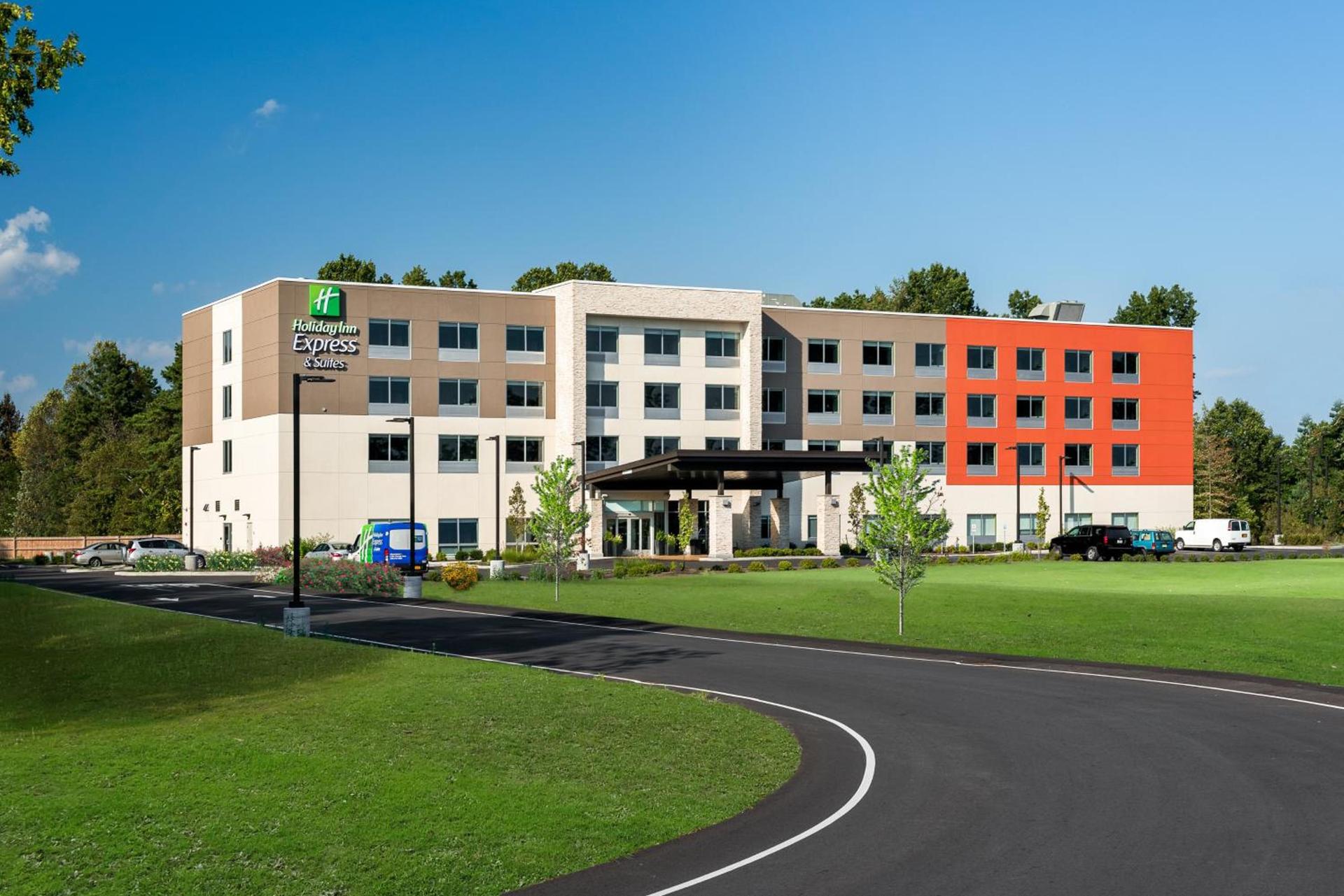 Holiday Inn Express Queensbury-Lake George Area by IHG — hotel in Queensbury