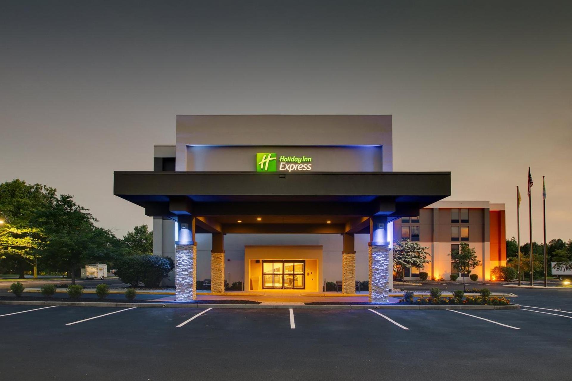 Holiday Inn Express Voorhees/ Mt. Laurel by IHG — hotel in Voorhees