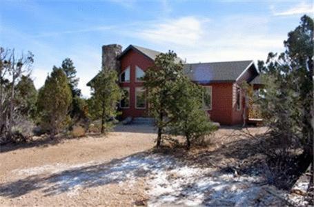 Stone Canyon Inn — hotel in Tropic