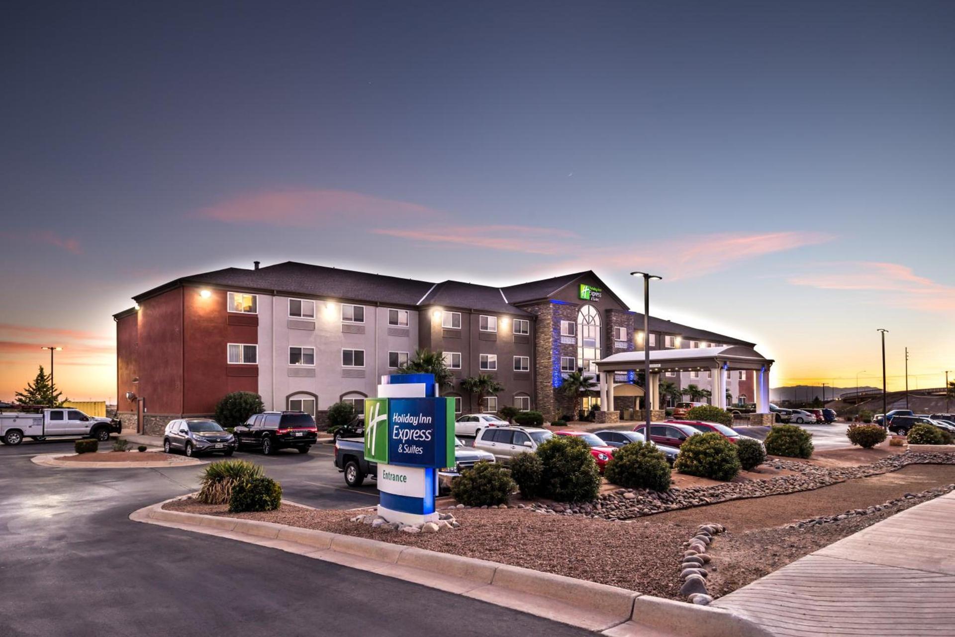 Holiday Inn Express & Suites Alamogordo Highway 54/70 by IHG — hotel in Alamogordo