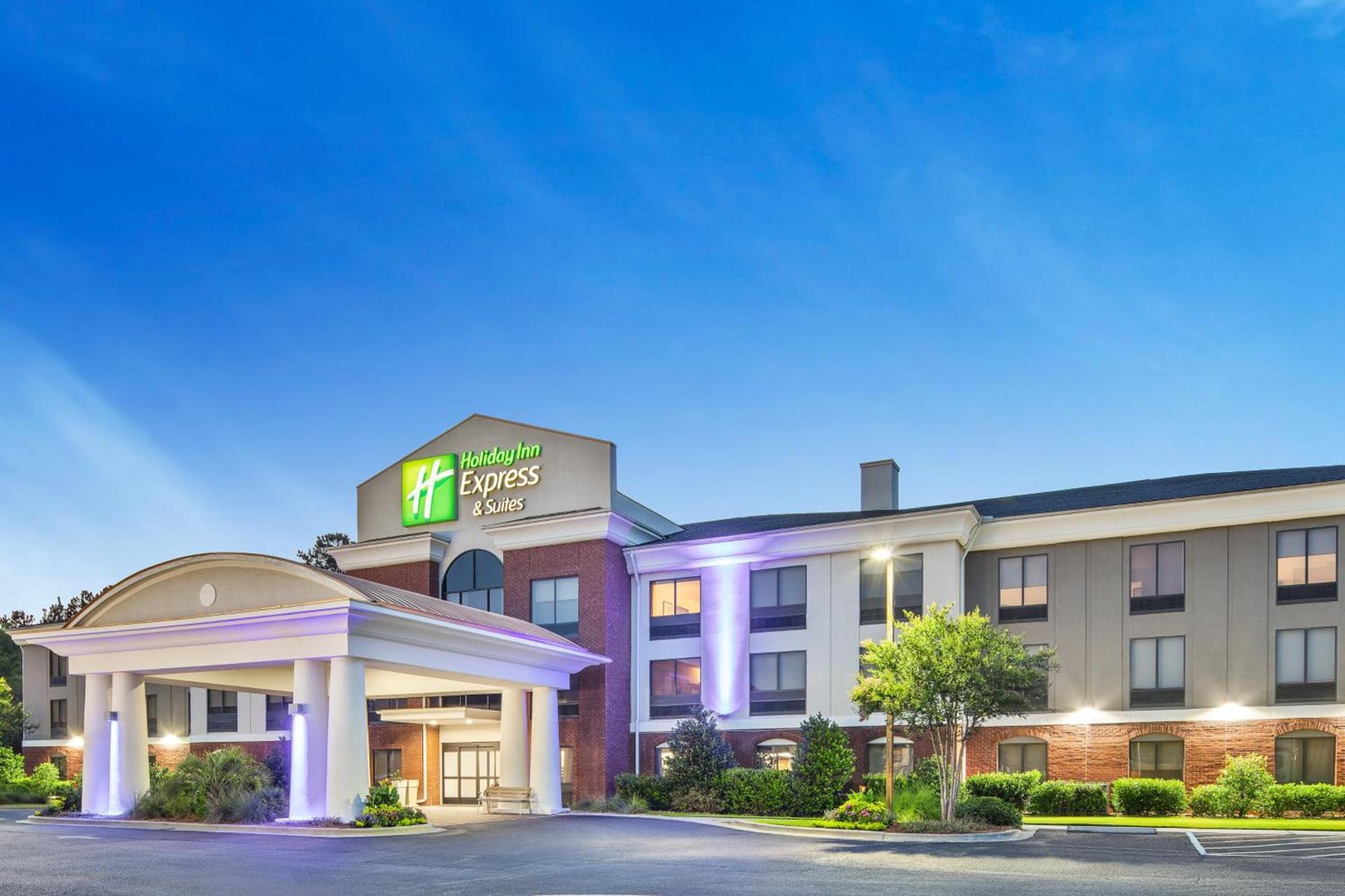 Holiday Inn Express & Suites - Hardeeville-Hilton Head by IHG — hotel in Hardeeville