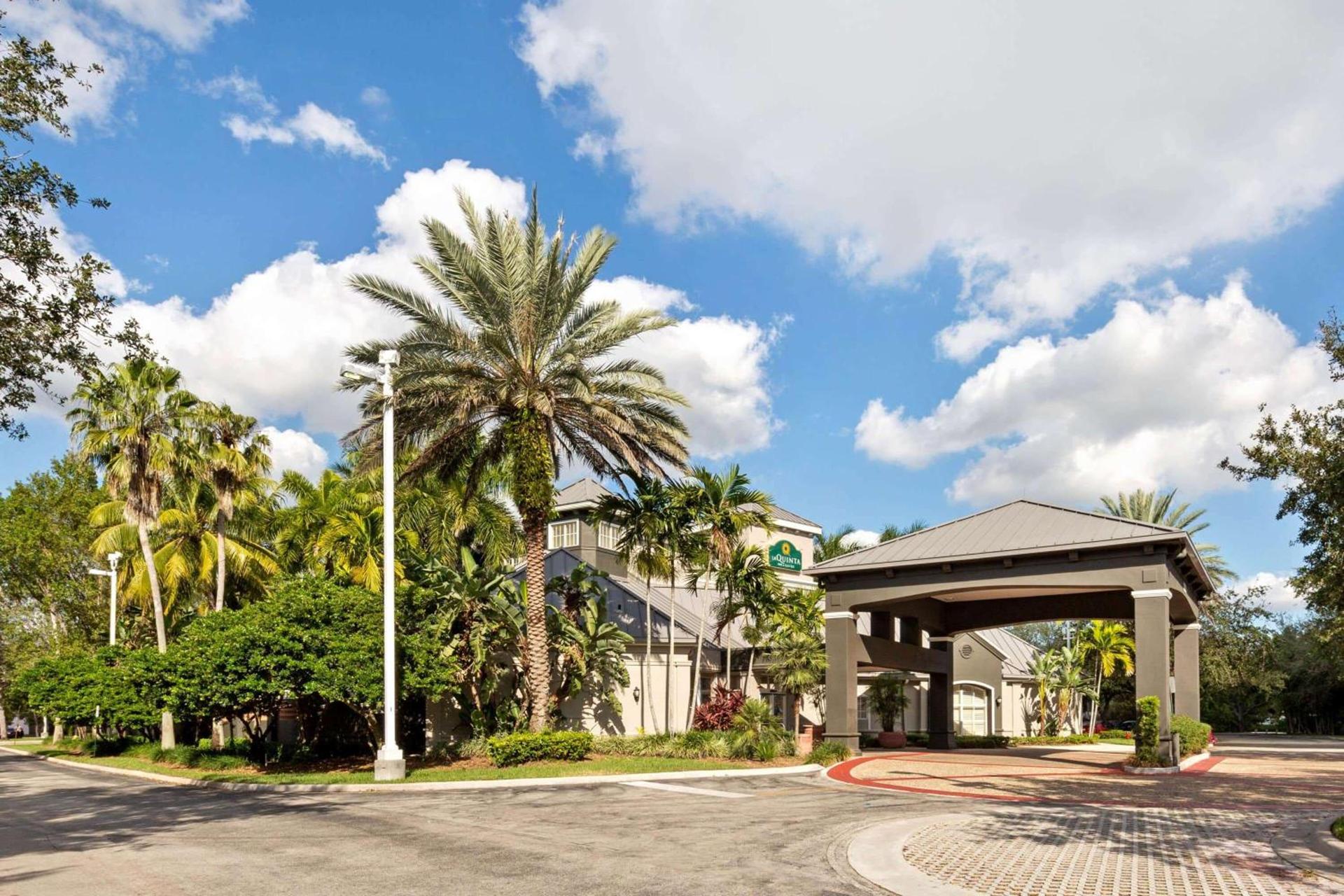 La Quinta by Wyndham Ft. Lauderdale Plantation — hotel in Plantation