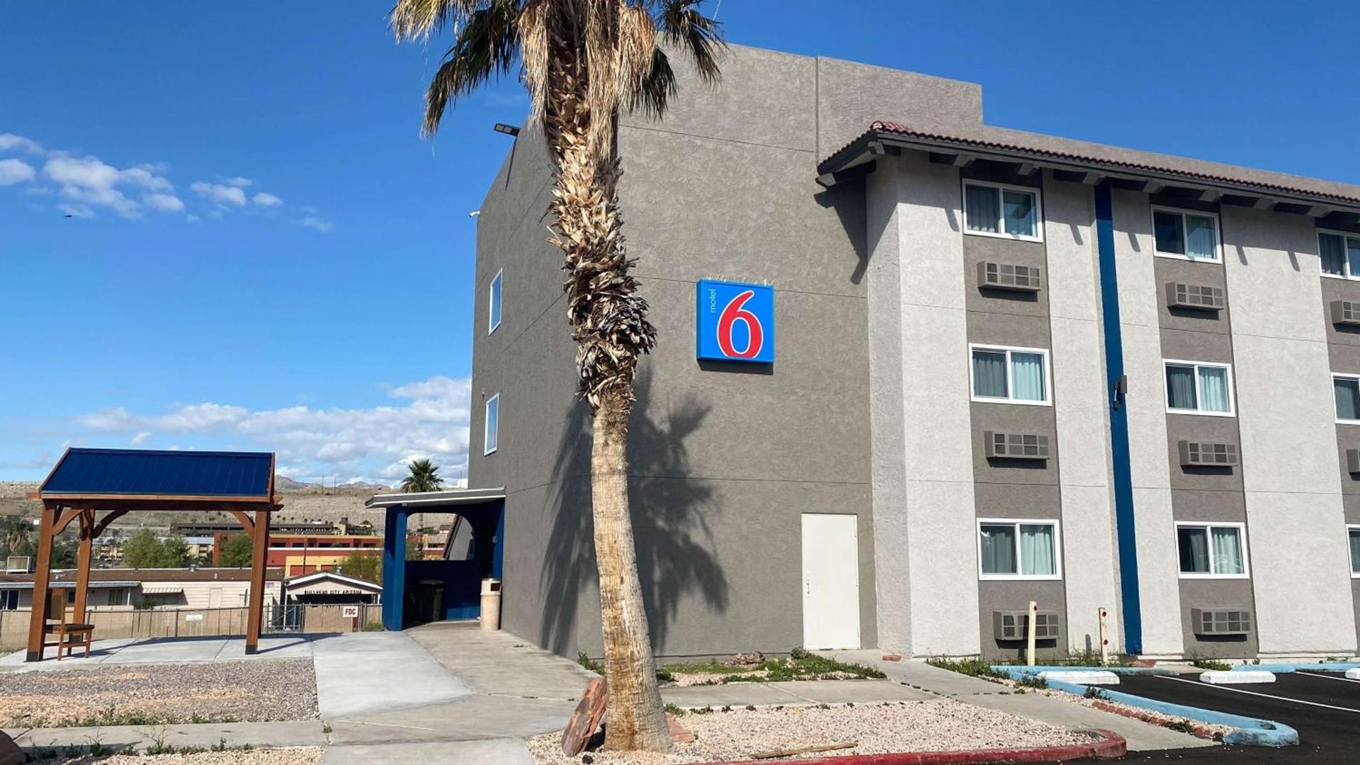 Motel 6 Bullhead City, Az - Laughlin — hotel in Bullhead City