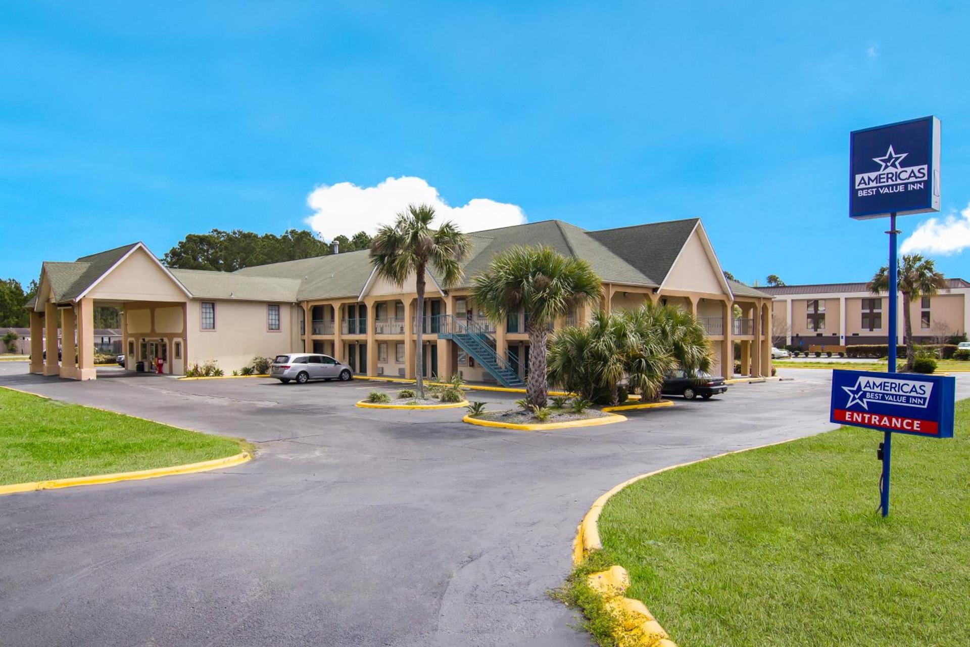 Americas Best Value Inn Darien — hotel in Darien
