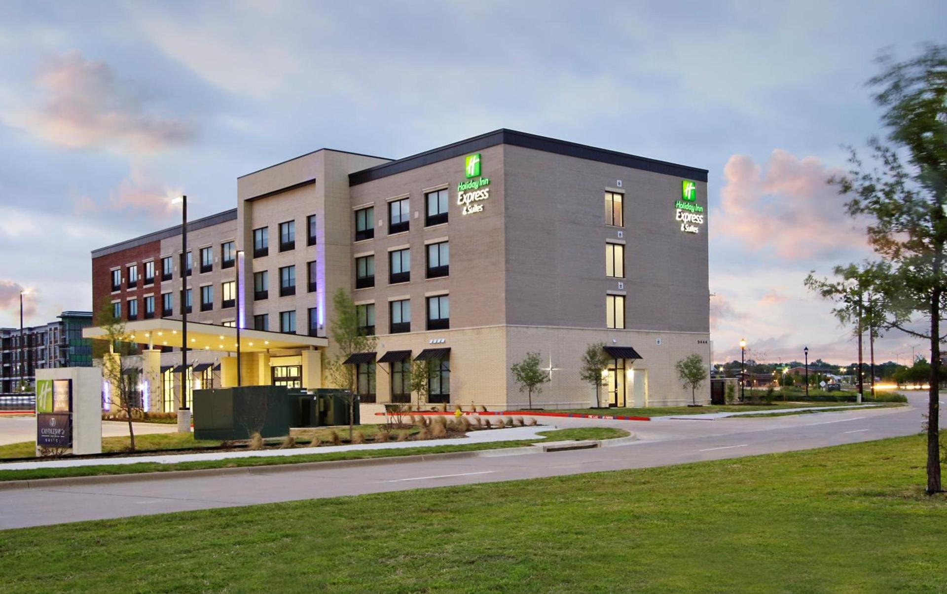 Holiday Inn Express & Suites Dallas Frisco NW Toyota Stdm by IHG — hotel in Frisco