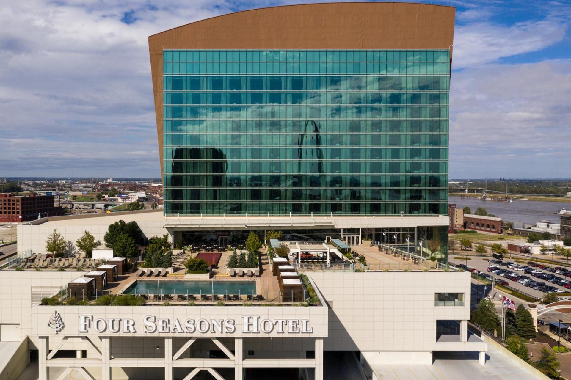 Four Seasons St. Louis — hotel in Saint Louis