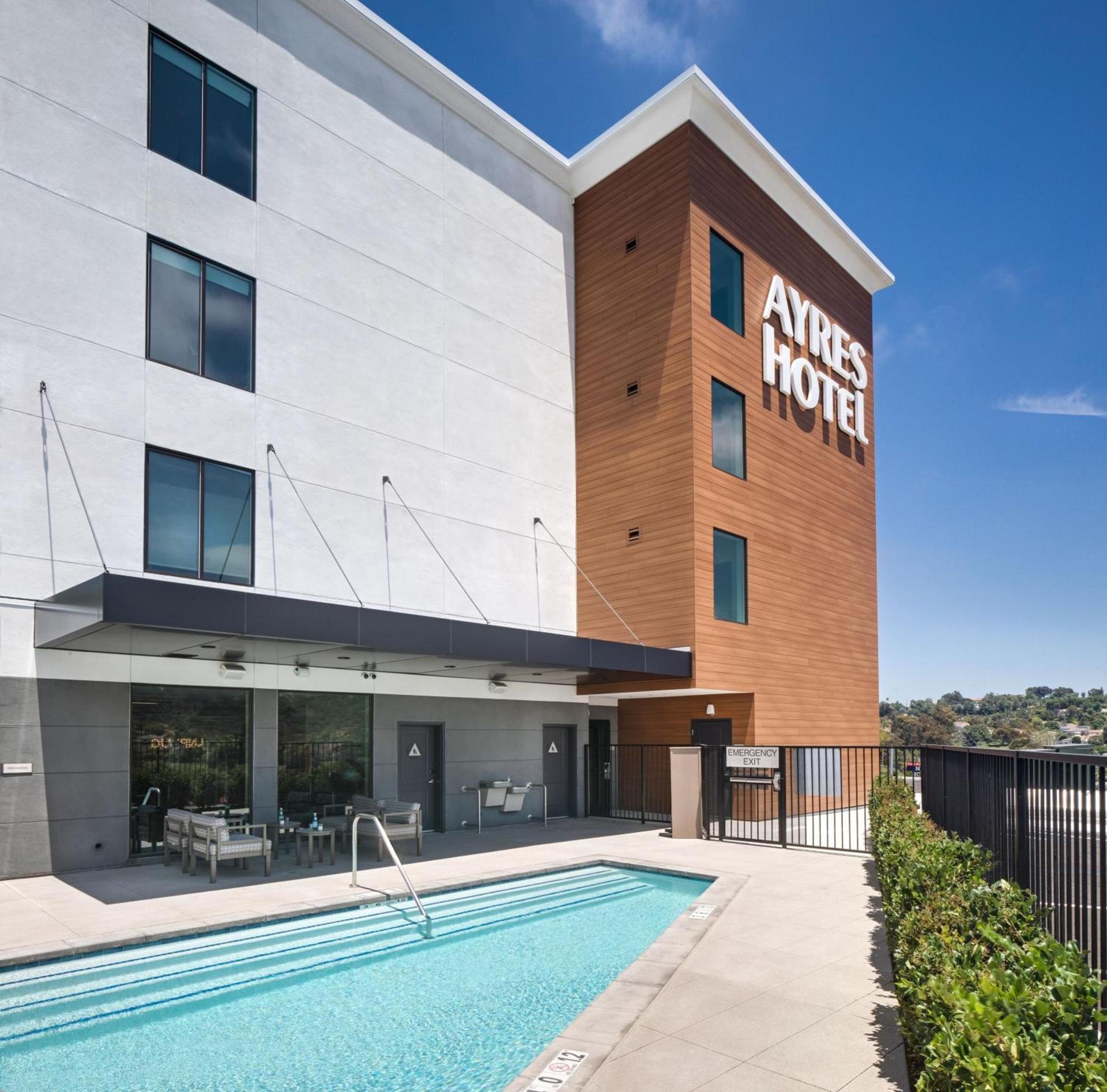 Ayres Hotel Vista Carlsbad — hotel in Vista