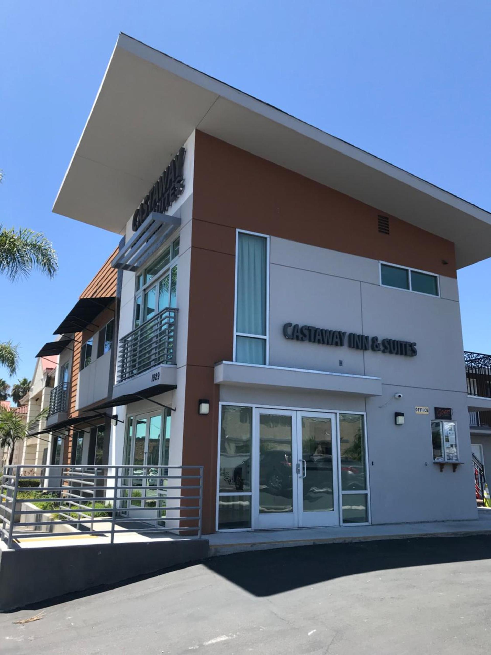 Castaway Motel — hotel in Orange