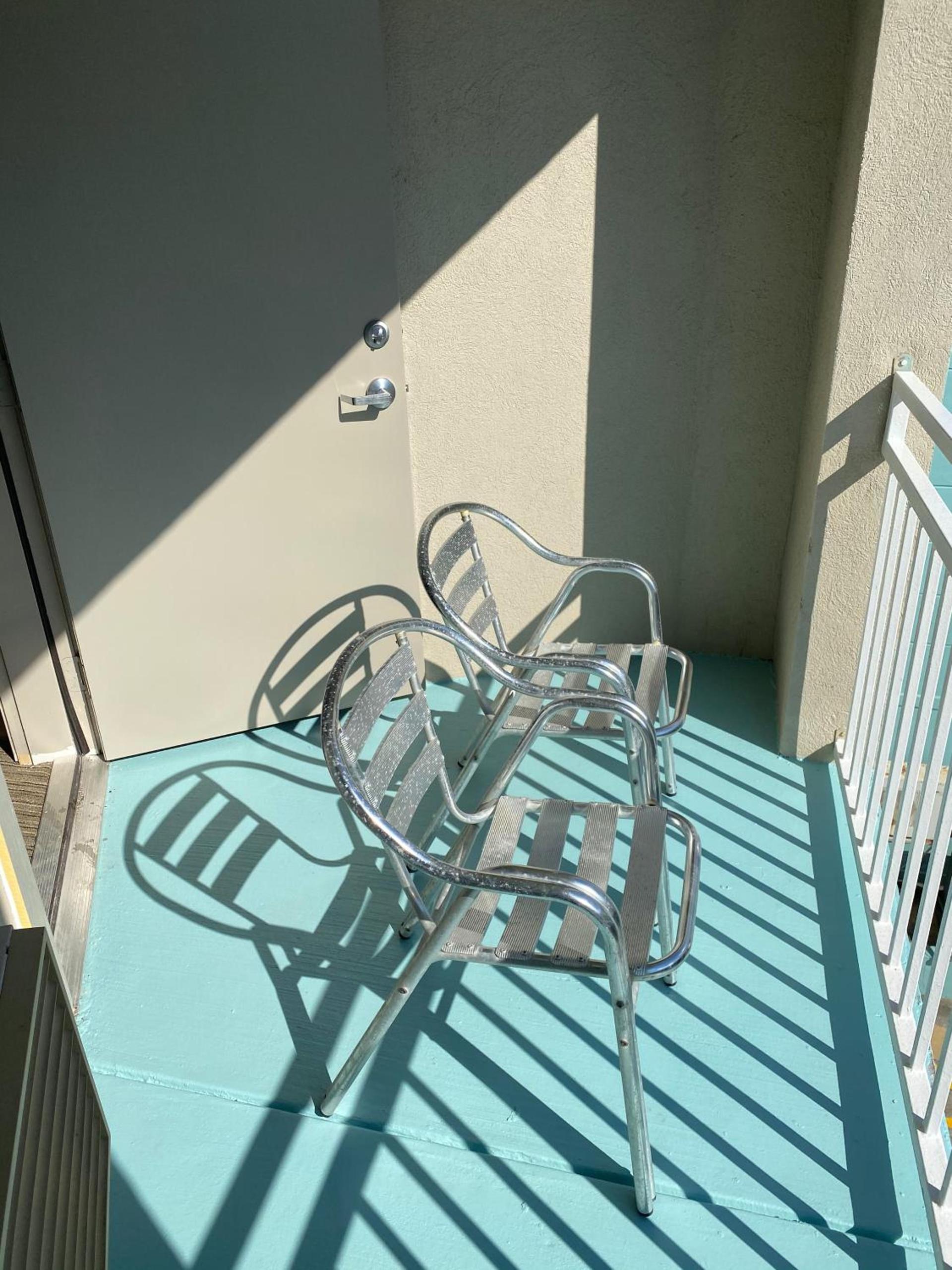 Holiday Inn Express & Suites Galveston West-Seawall — hotel in Galveston