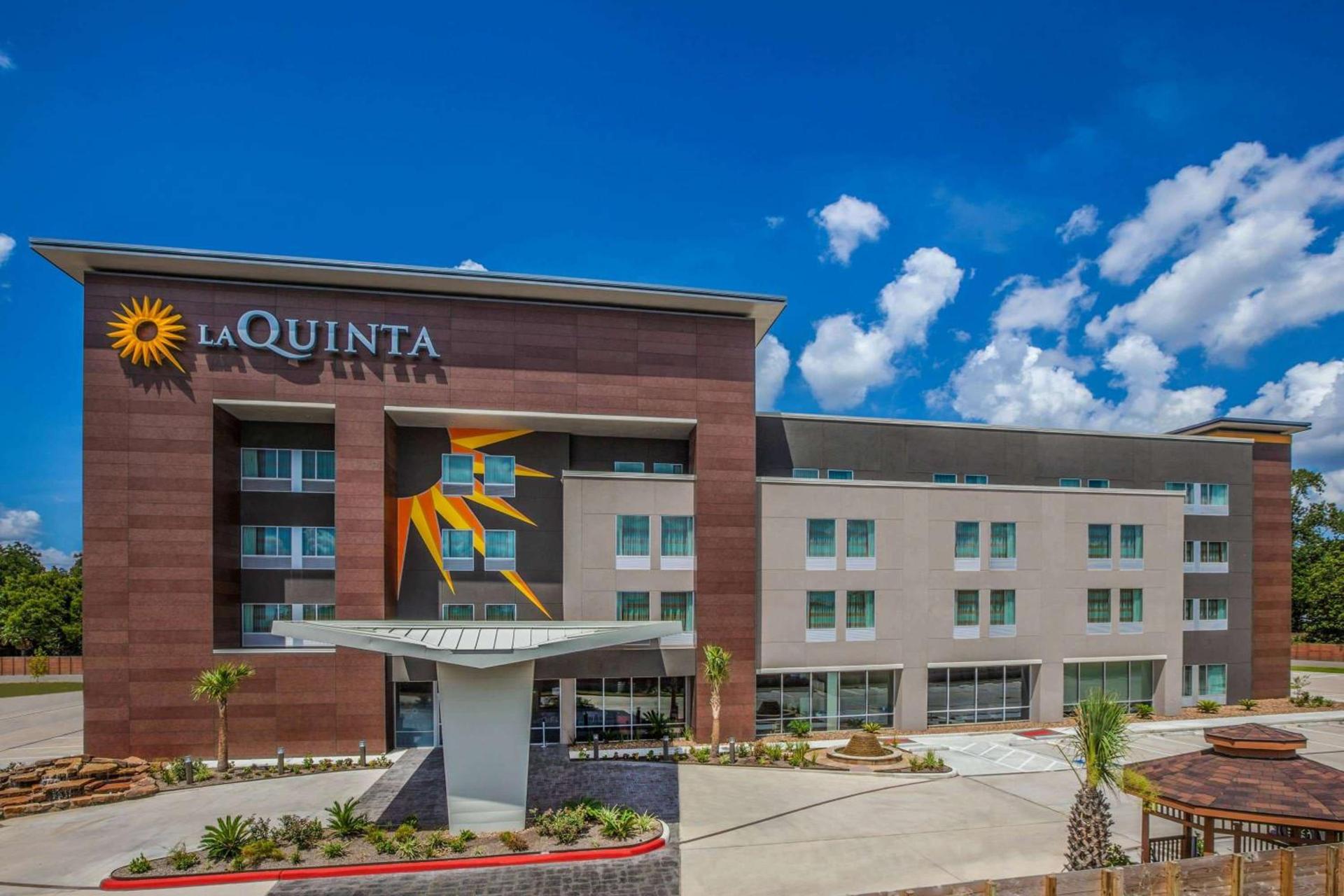 La Quinta by Wyndham Houston East at Sheldon Rd — hotel in Channelview