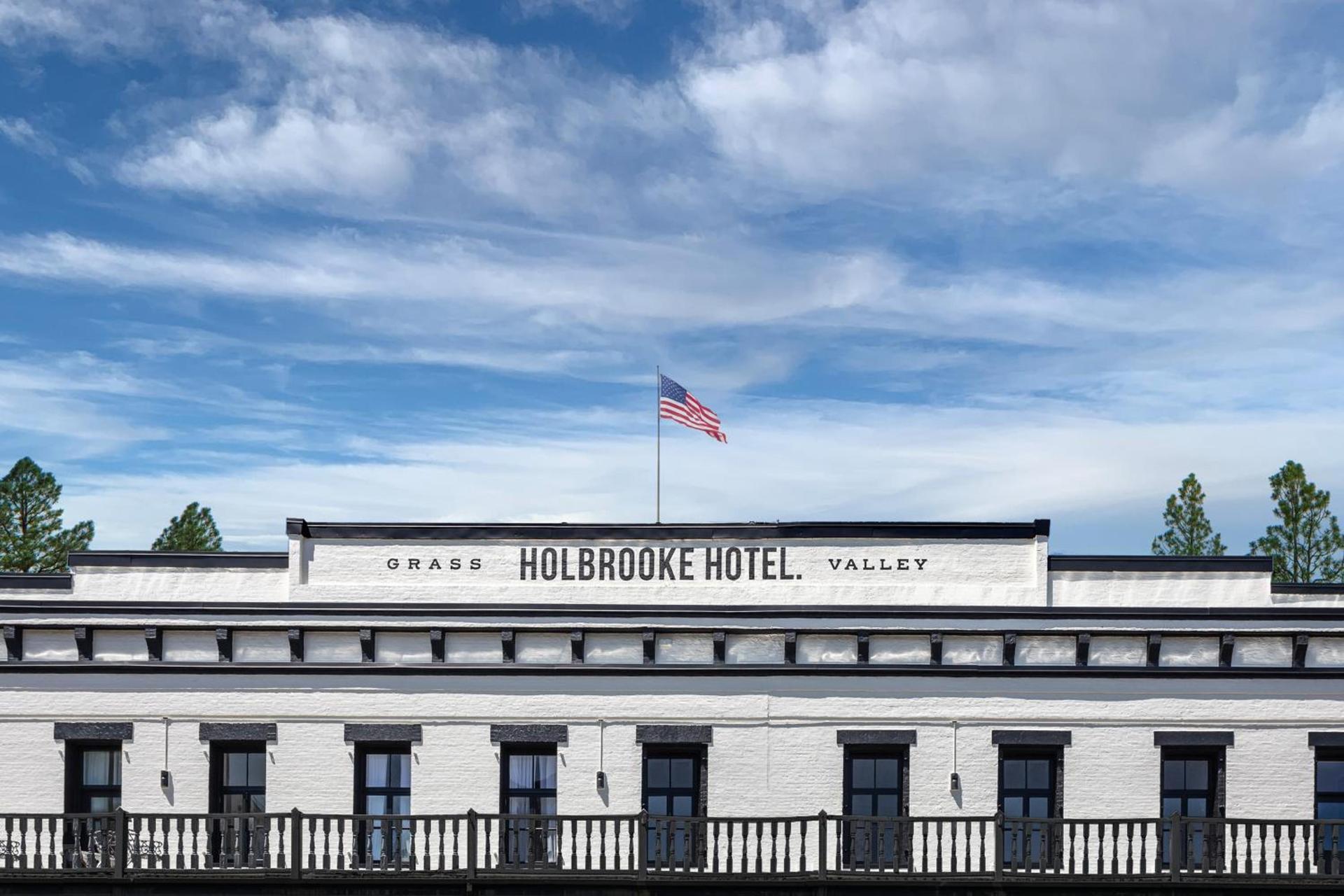 The Holbrooke Hotel — hotel in Grass Valley