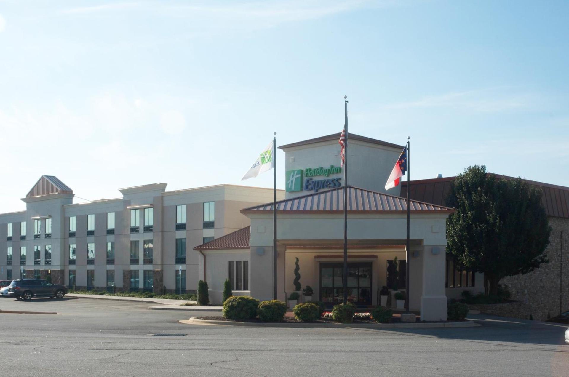 Holiday Inn Express Hickory - Hickory Mart by IHG — hotel in Hickory