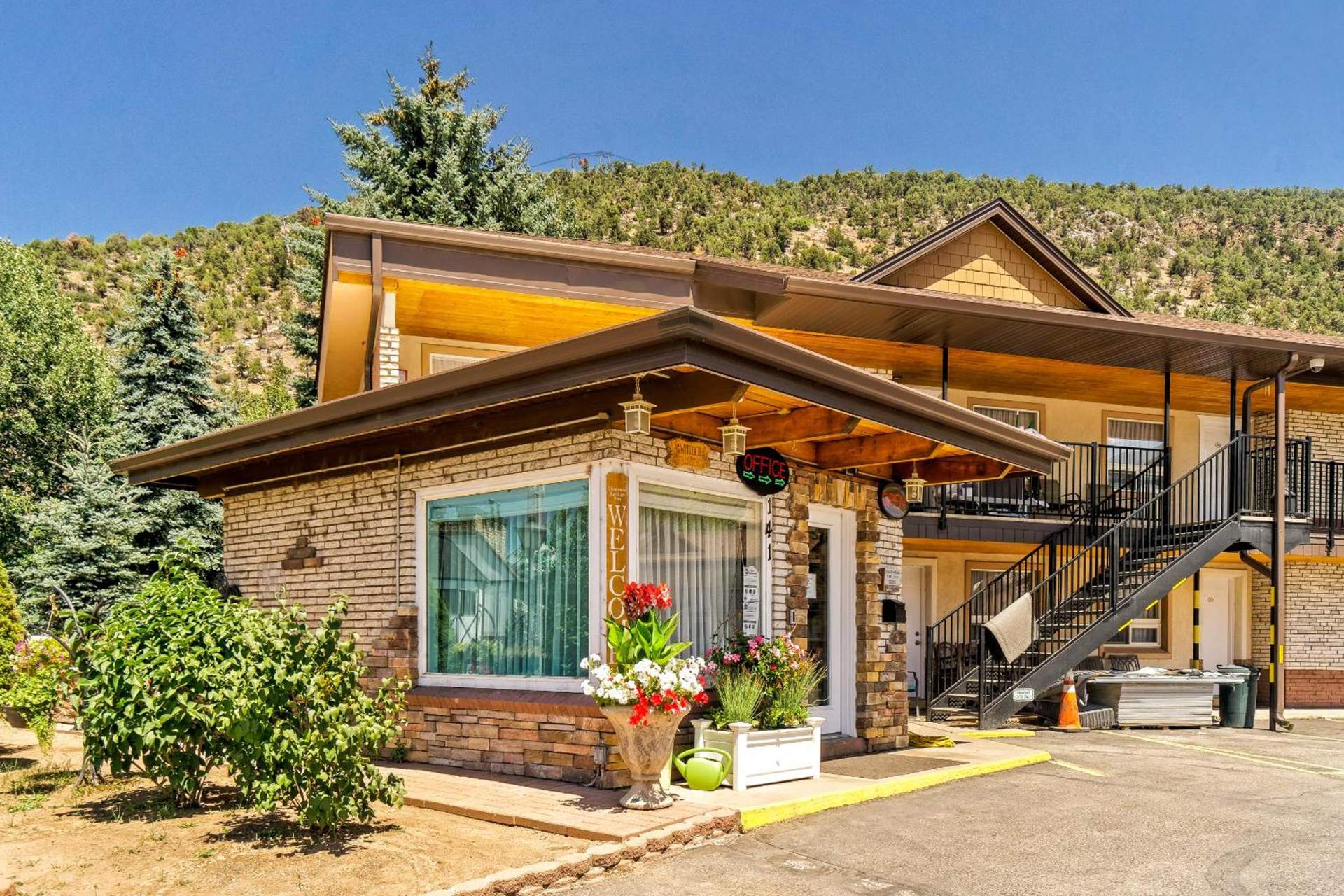Glenwood Springs Inn