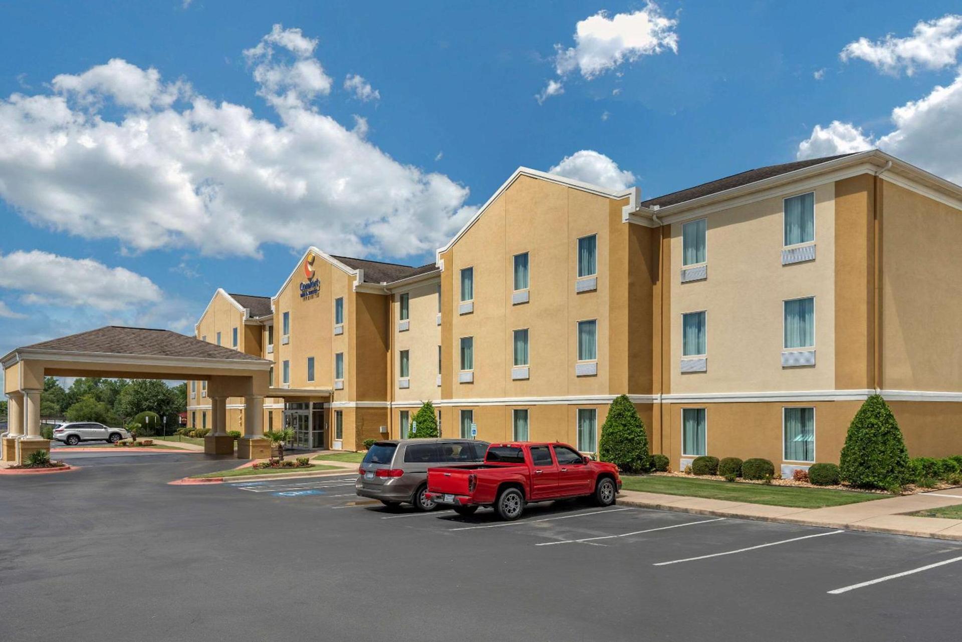 Comfort Inn & Suites Bryant - Benton — hotel in Bryant