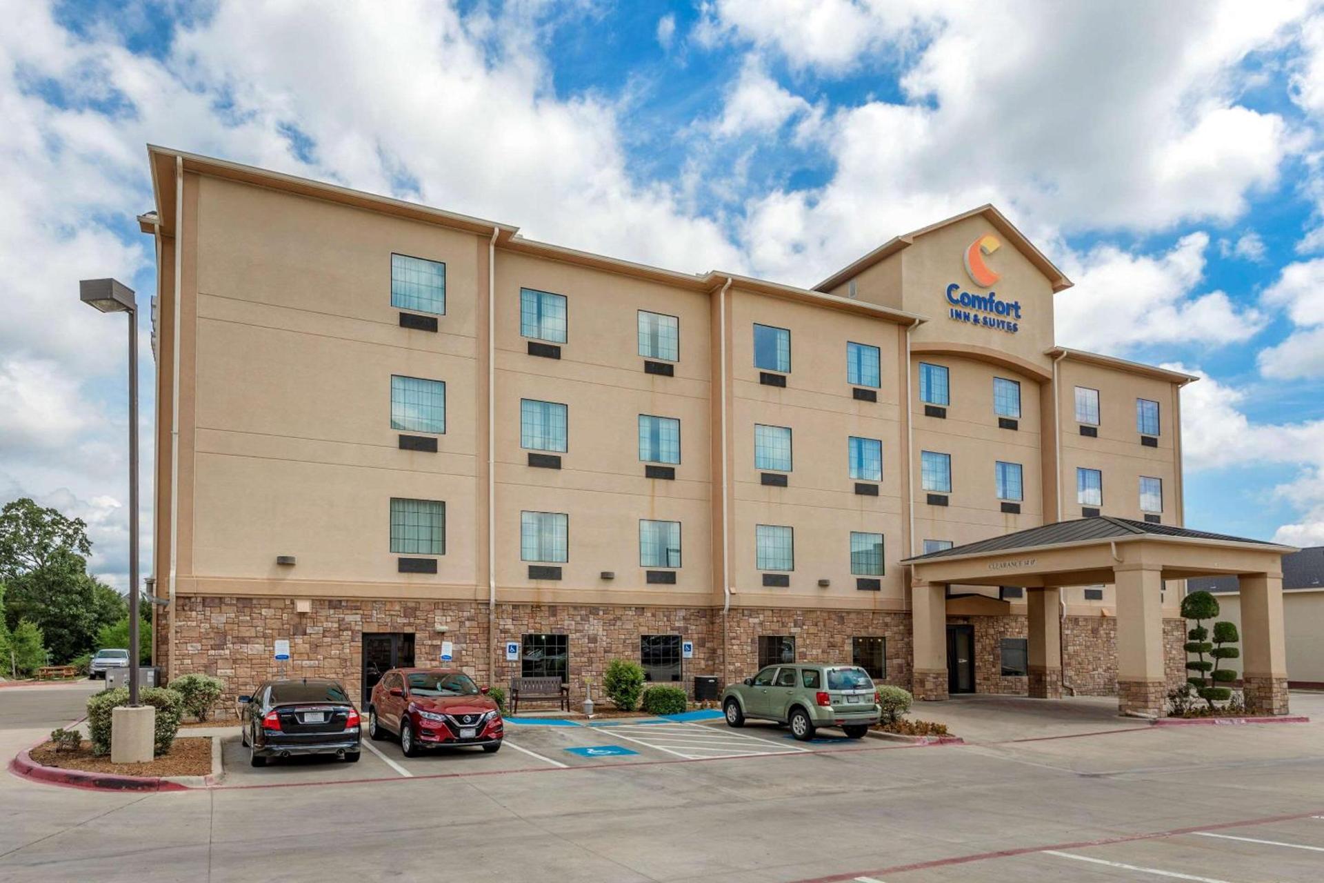 Comfort Inn & Suites Paris — hotel in Paris