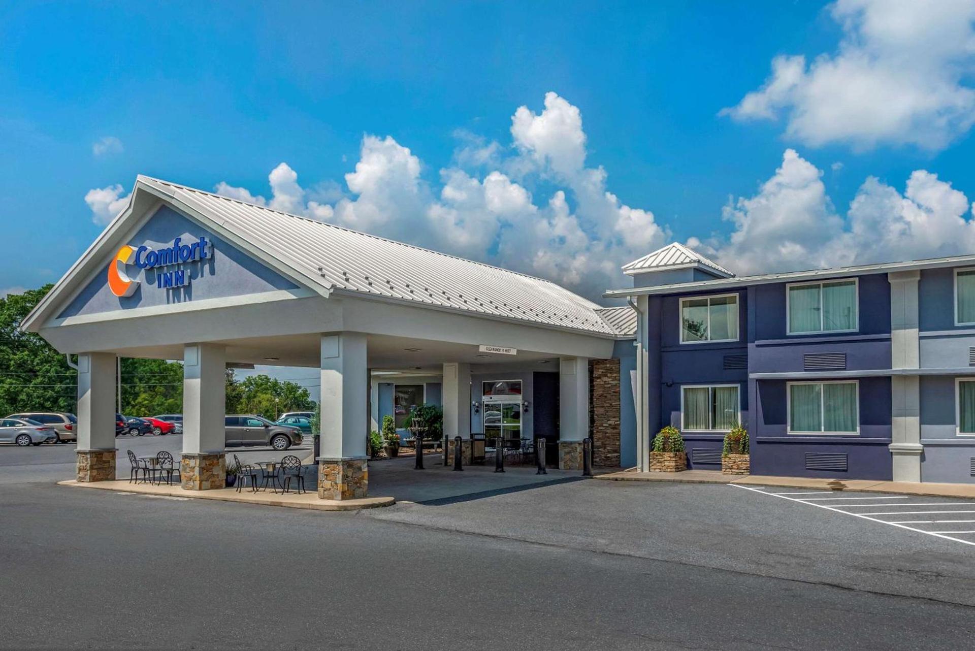 Comfort Inn Lancaster County North — hotel in Denver