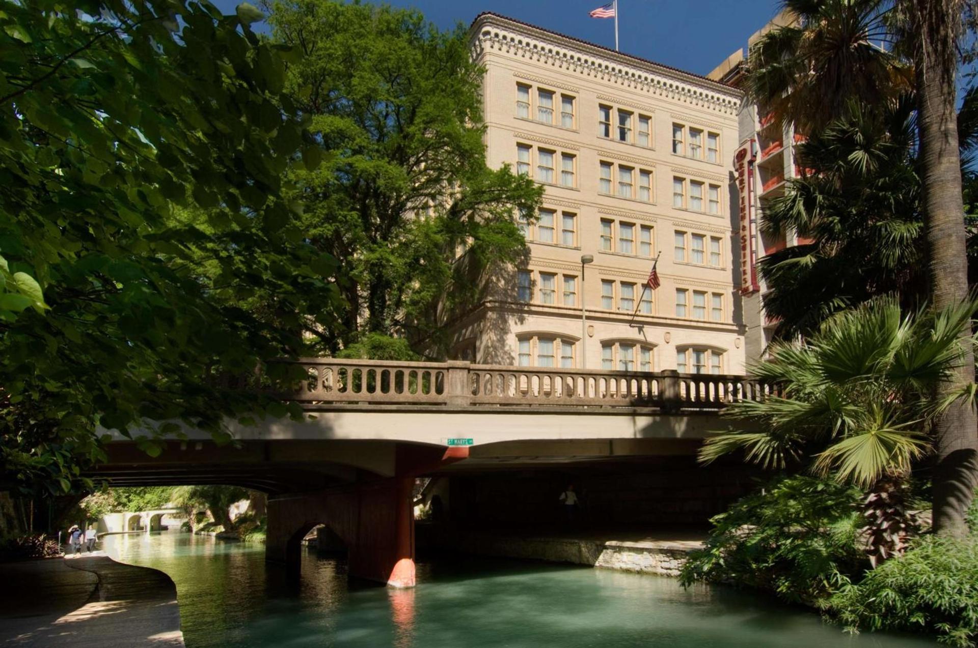 Drury Inn & Suites San Antonio Riverwalk — hotel in San Antonio