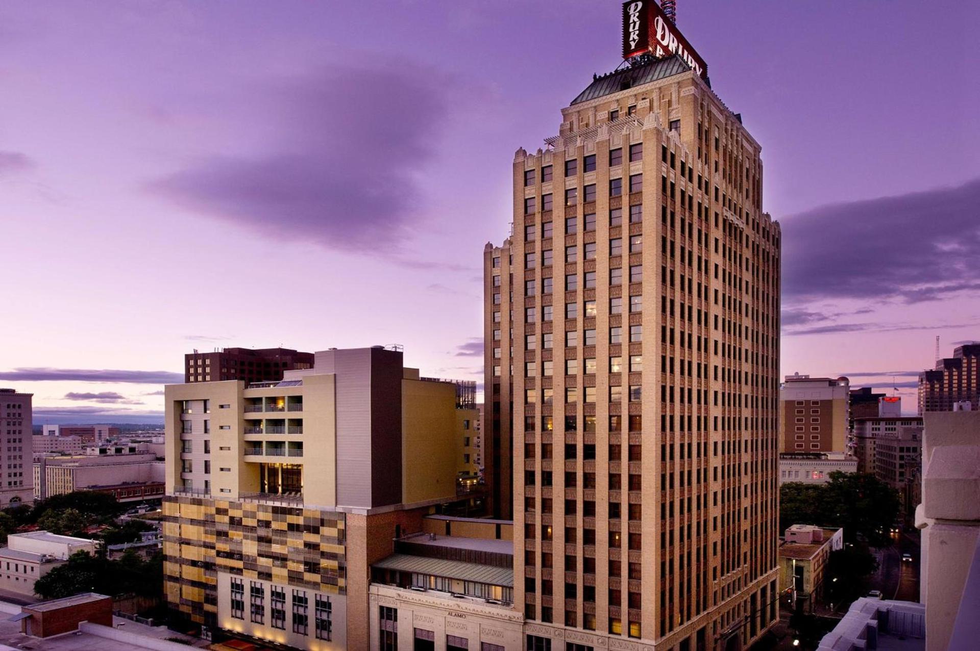 Drury Plaza Hotel San Antonio Riverwalk — hotel in San Antonio