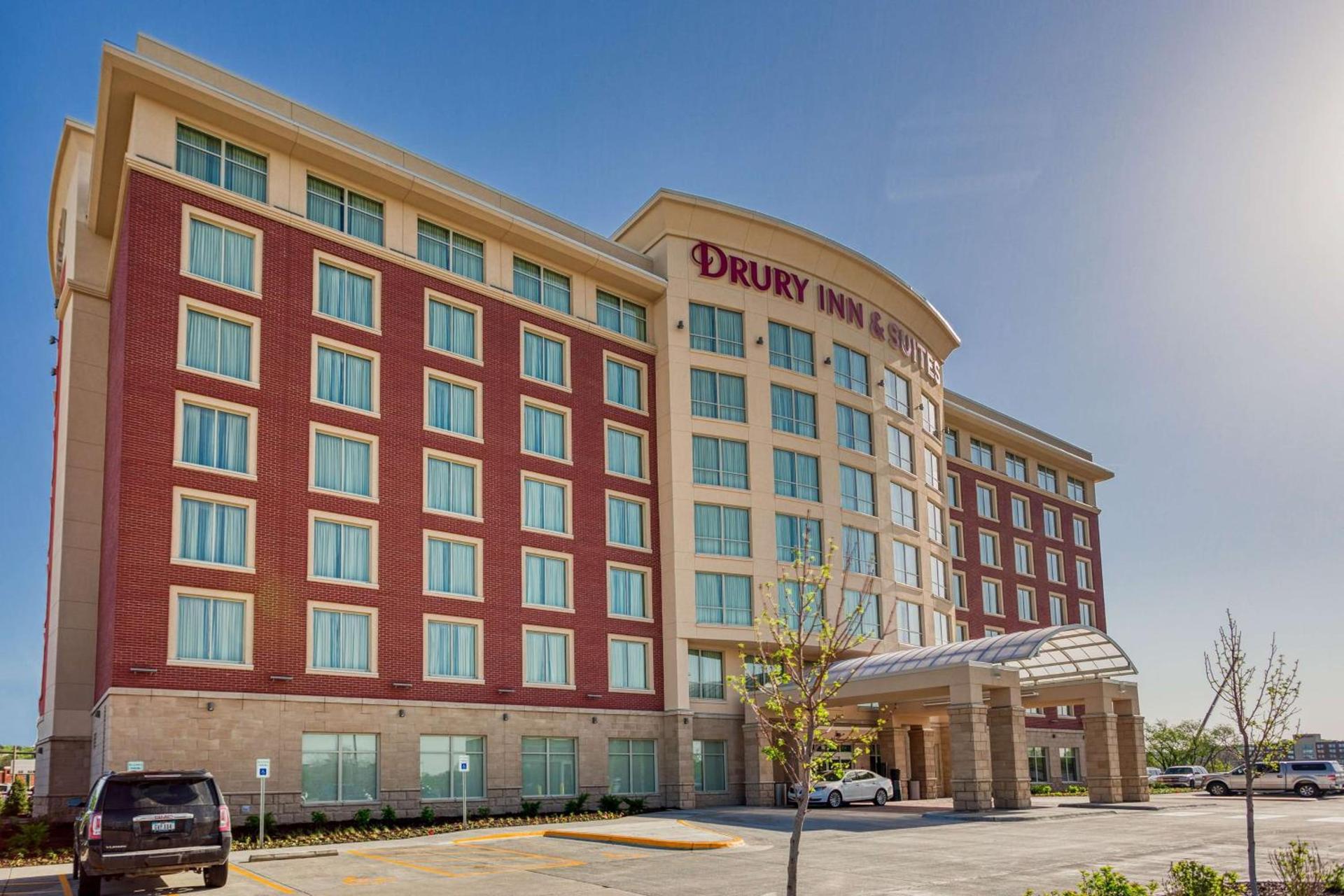 Drury Inn & Suites Iowa City Coralville — hotel in Coralville