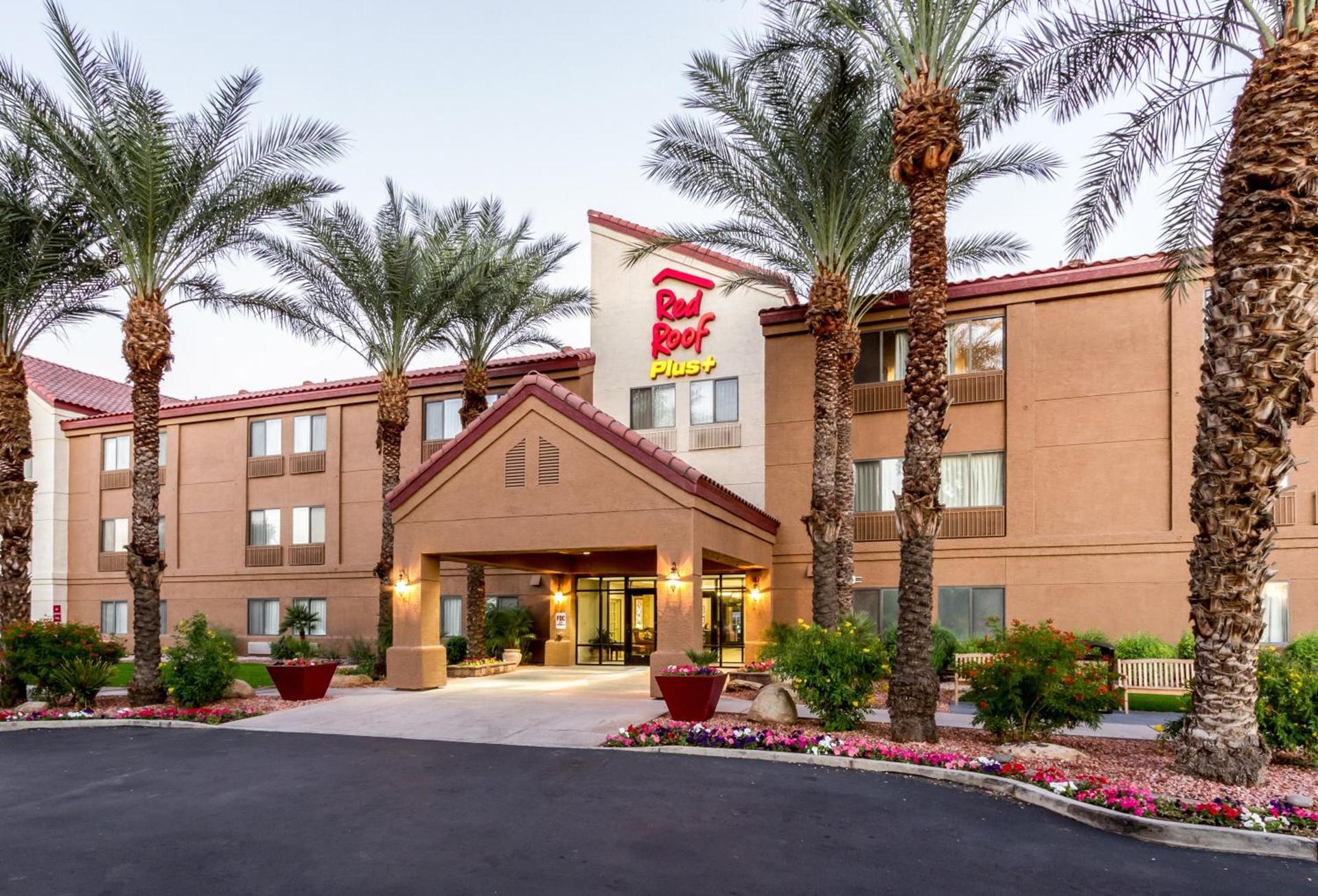 Red Roof Inn PLUS+ Tempe - Phoenix Airport — hotel in Tempe