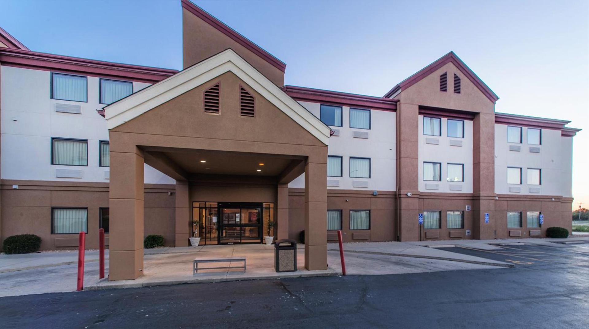 Red Roof Inn St Louis - Troy, IL — hotel in Troy
