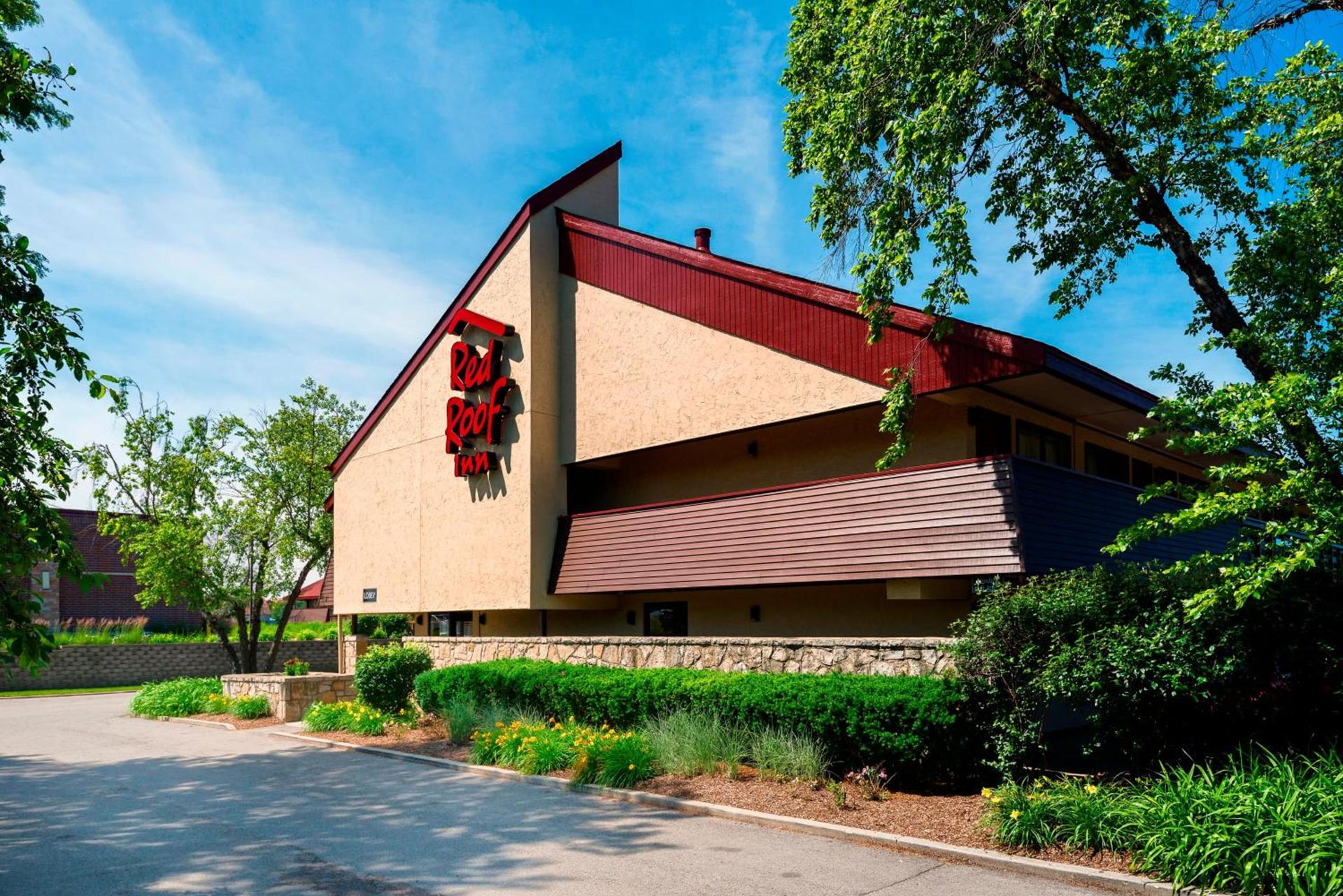 Red Roof Inn Rockford East - Casino District — hotel in Rockford