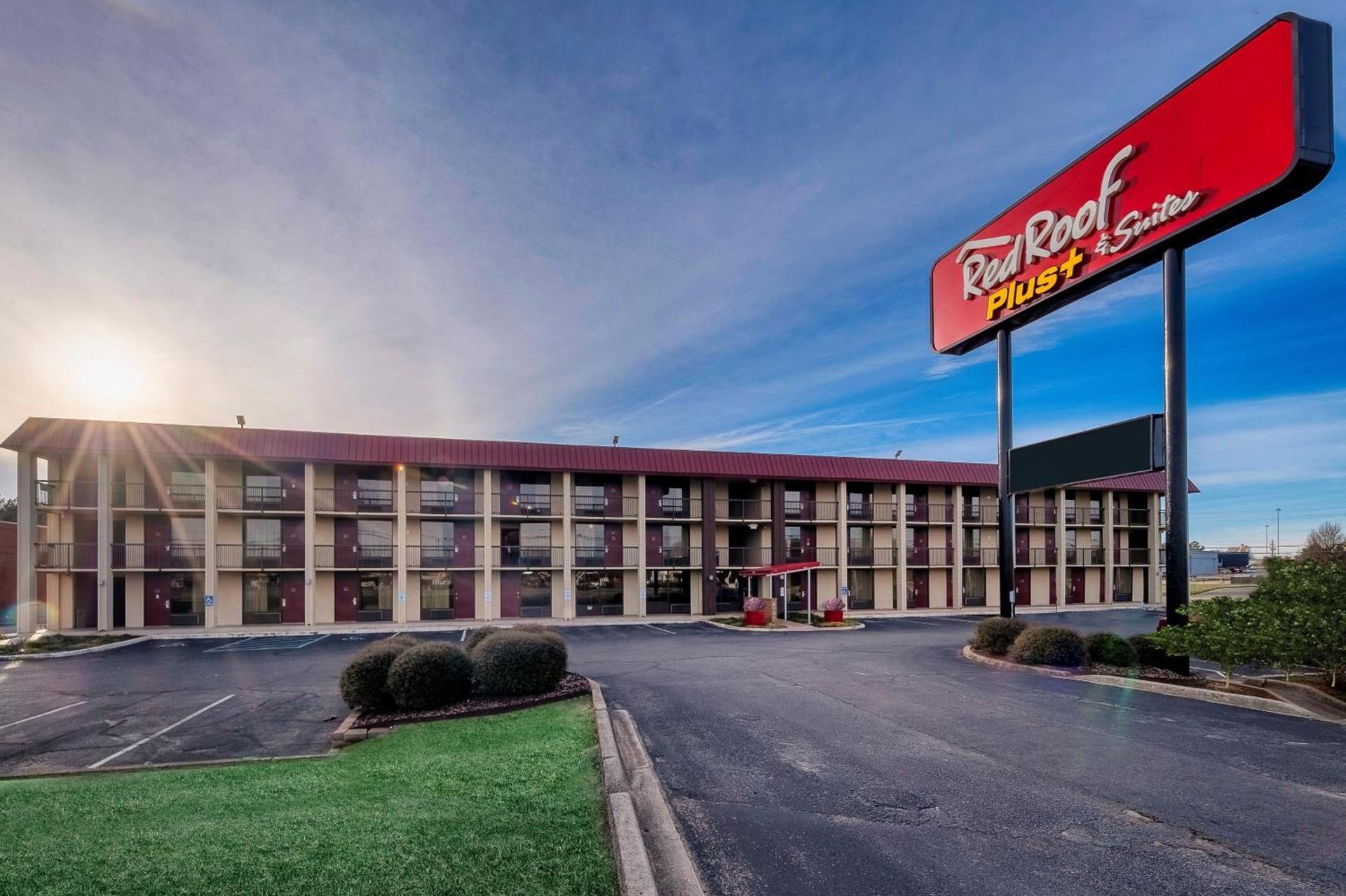 Red Roof Inn PLUS+ Huntsville – Madison — hotel in Madison