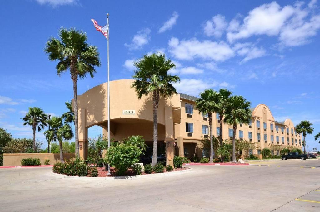 Best Western Casa Villa Suites — hotel in Harlingen