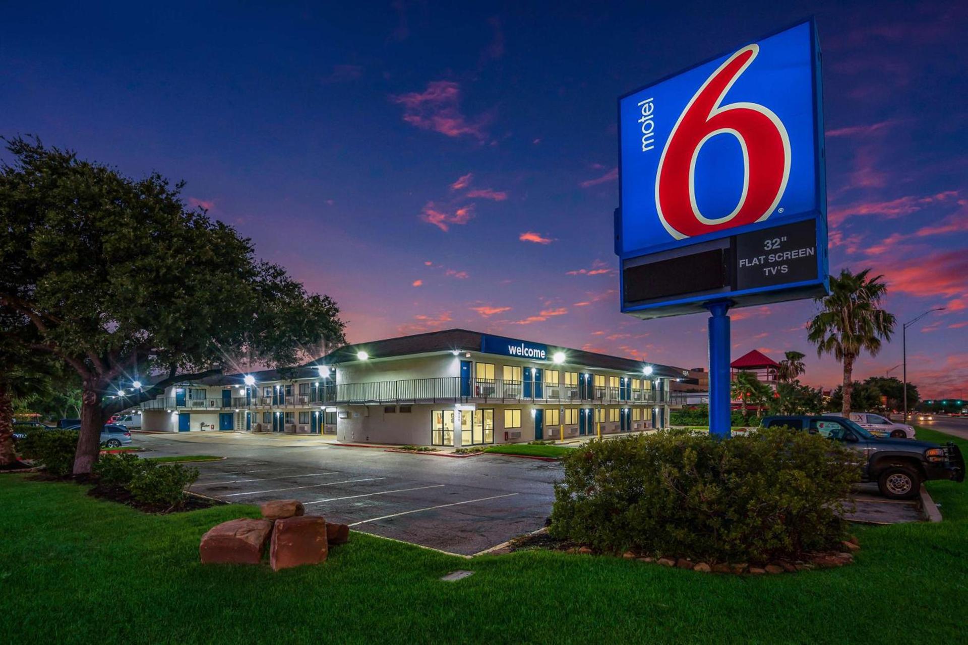 Motel 6-College Station, TX - Bryan — hotel in College Station